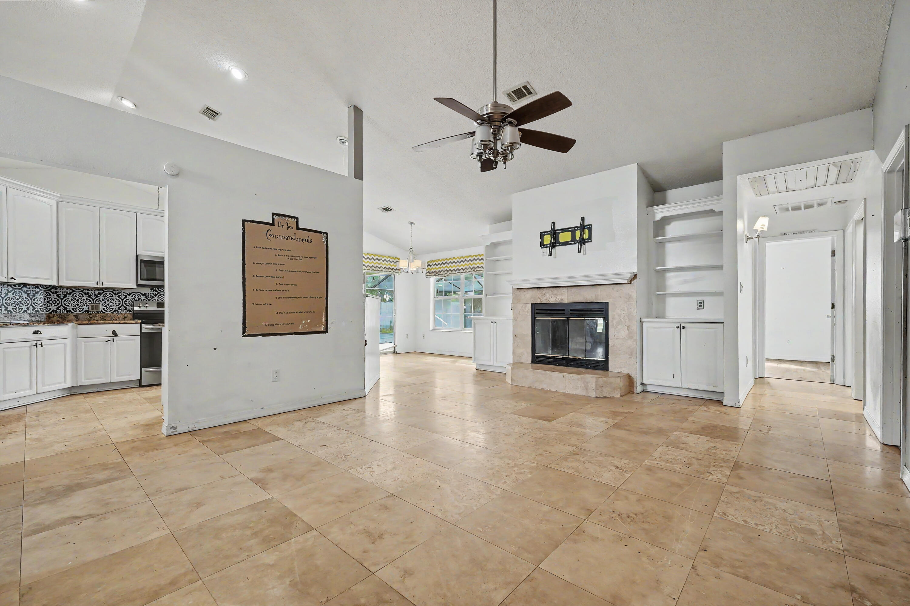 TIGER POINT VILLAGE 1 - 3 - Residential