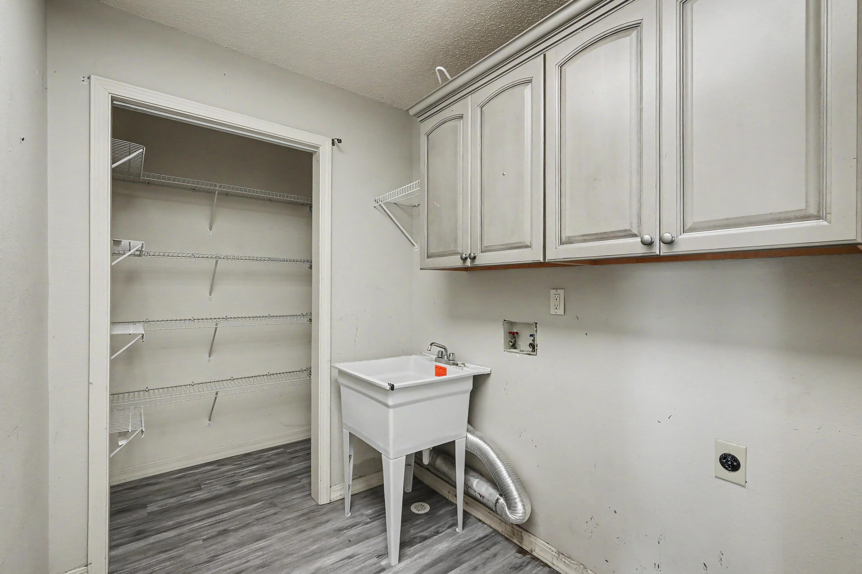 TIGER POINT VILLAGE 1 - 3 - Residential