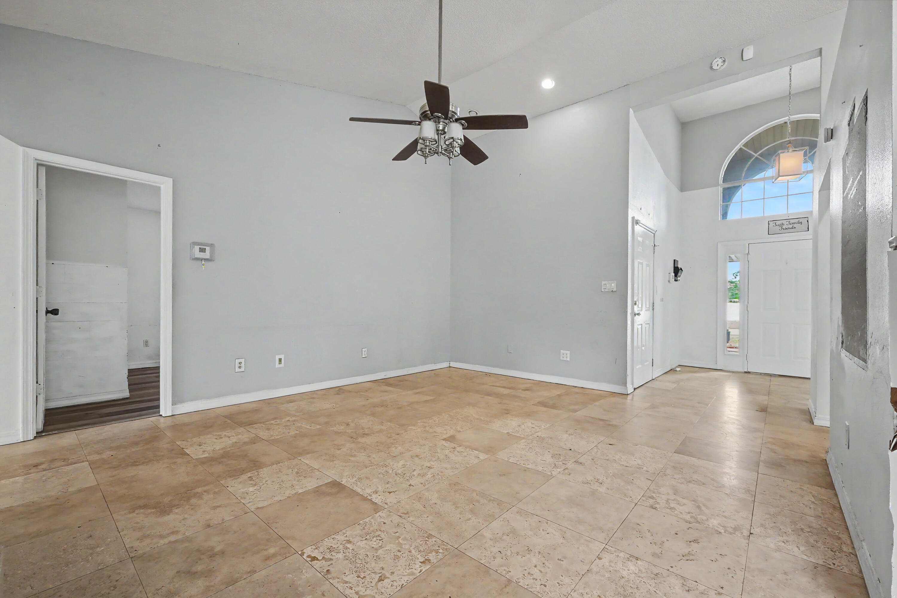 TIGER POINT VILLAGE 1 - 3 - Residential