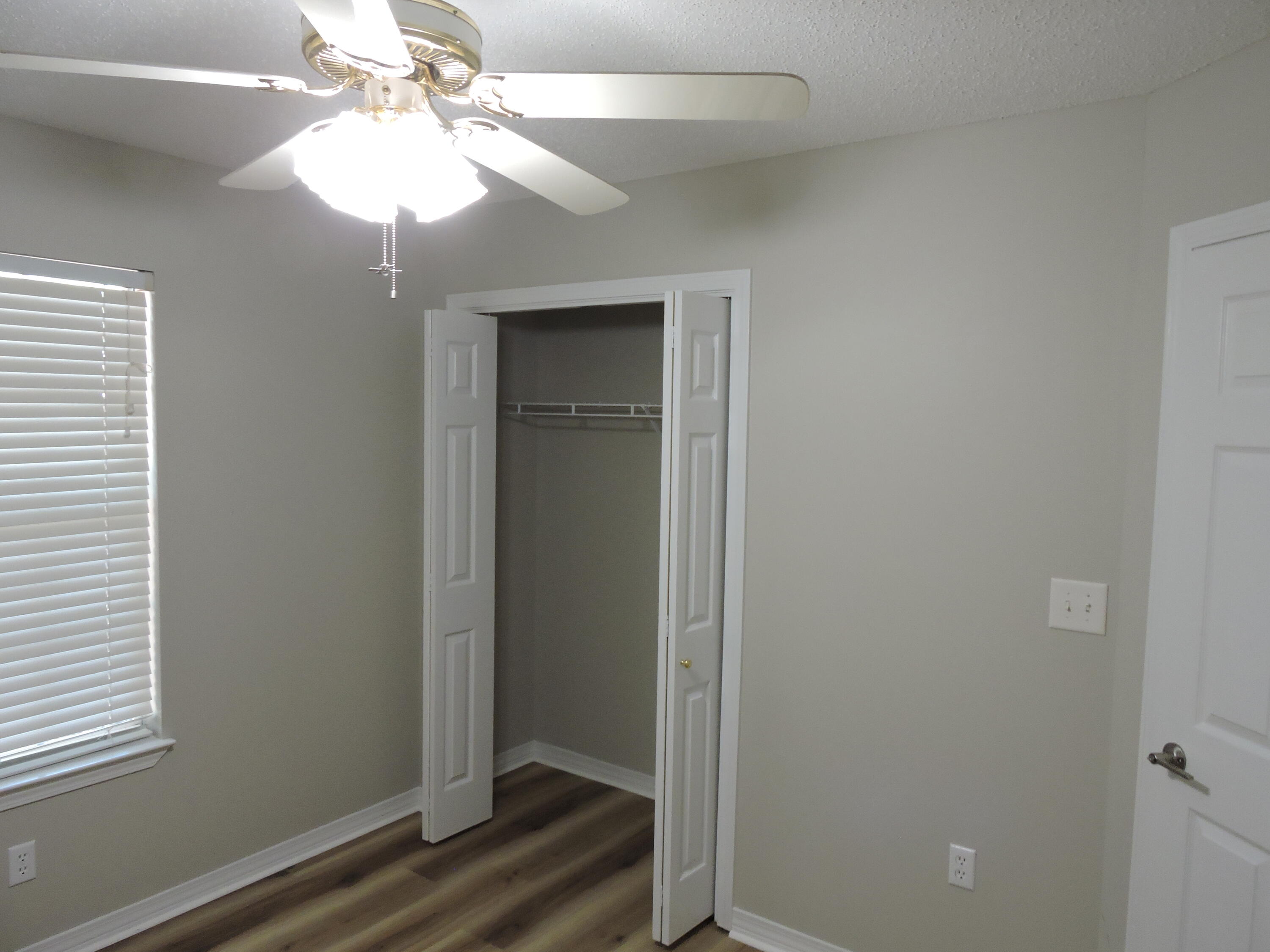 PINNACLE POINT - Residential Lease