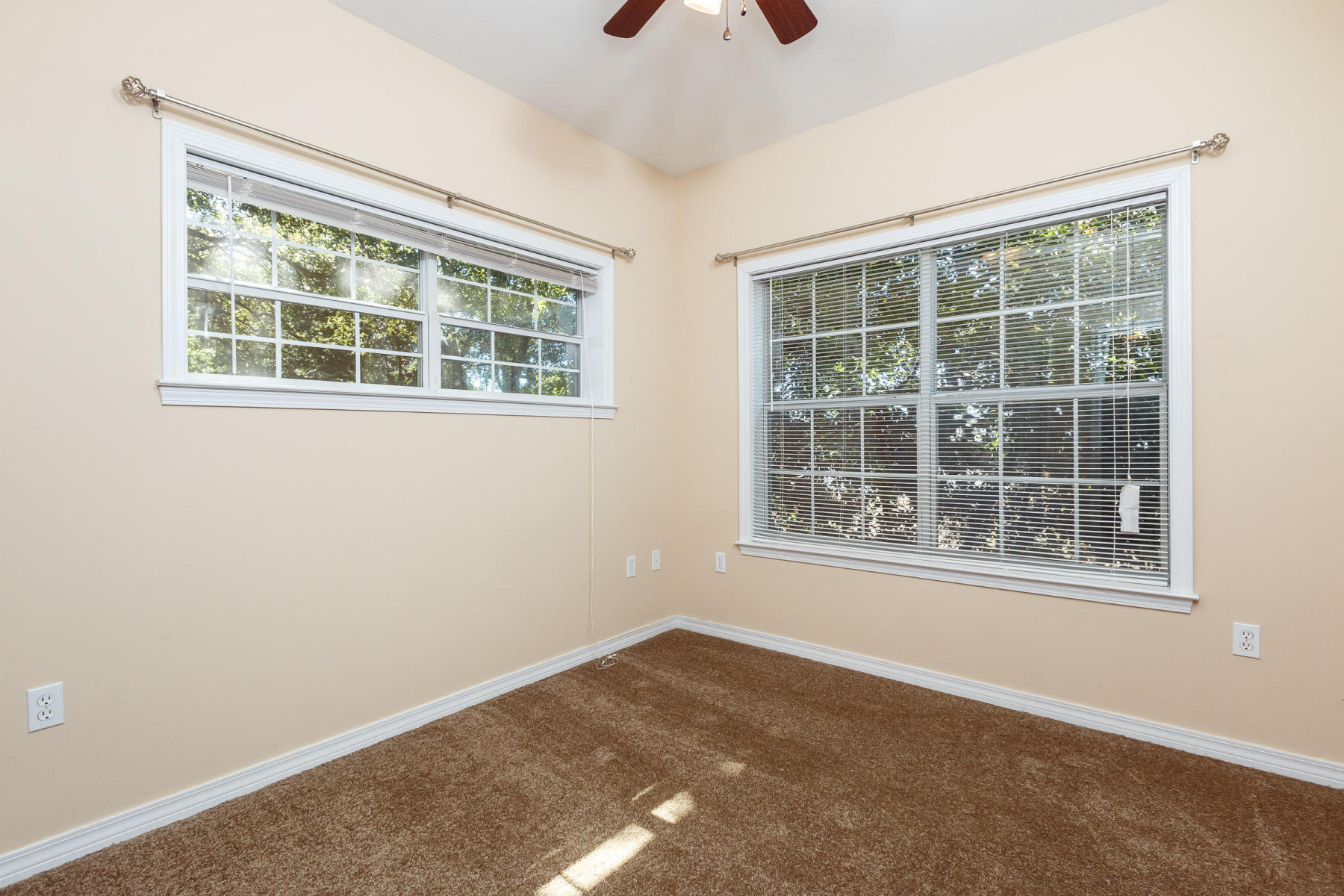 FAIRVIEW HEIGHTS - Residential Lease