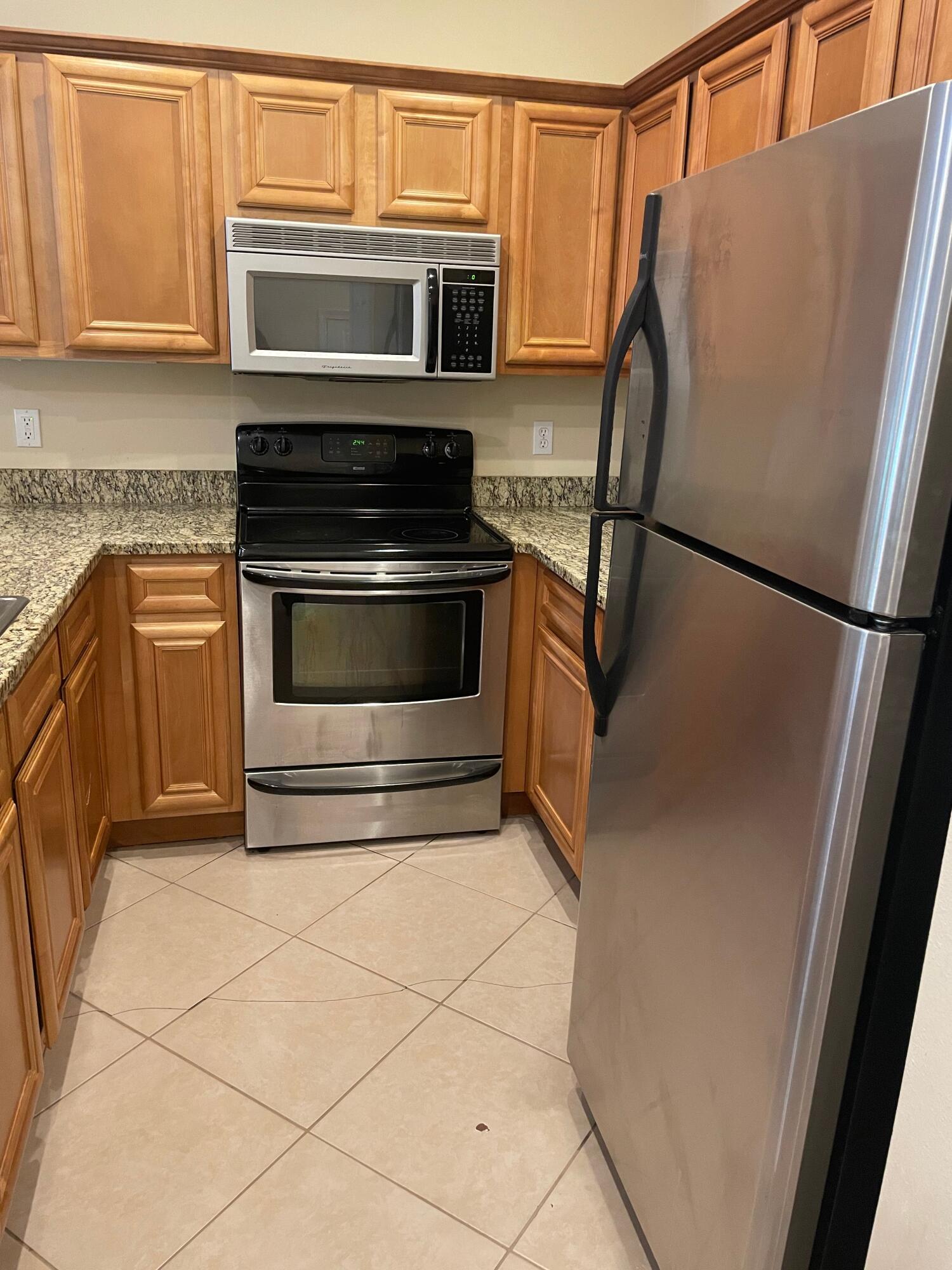 FAIRVIEW HEIGHTS - Residential Lease