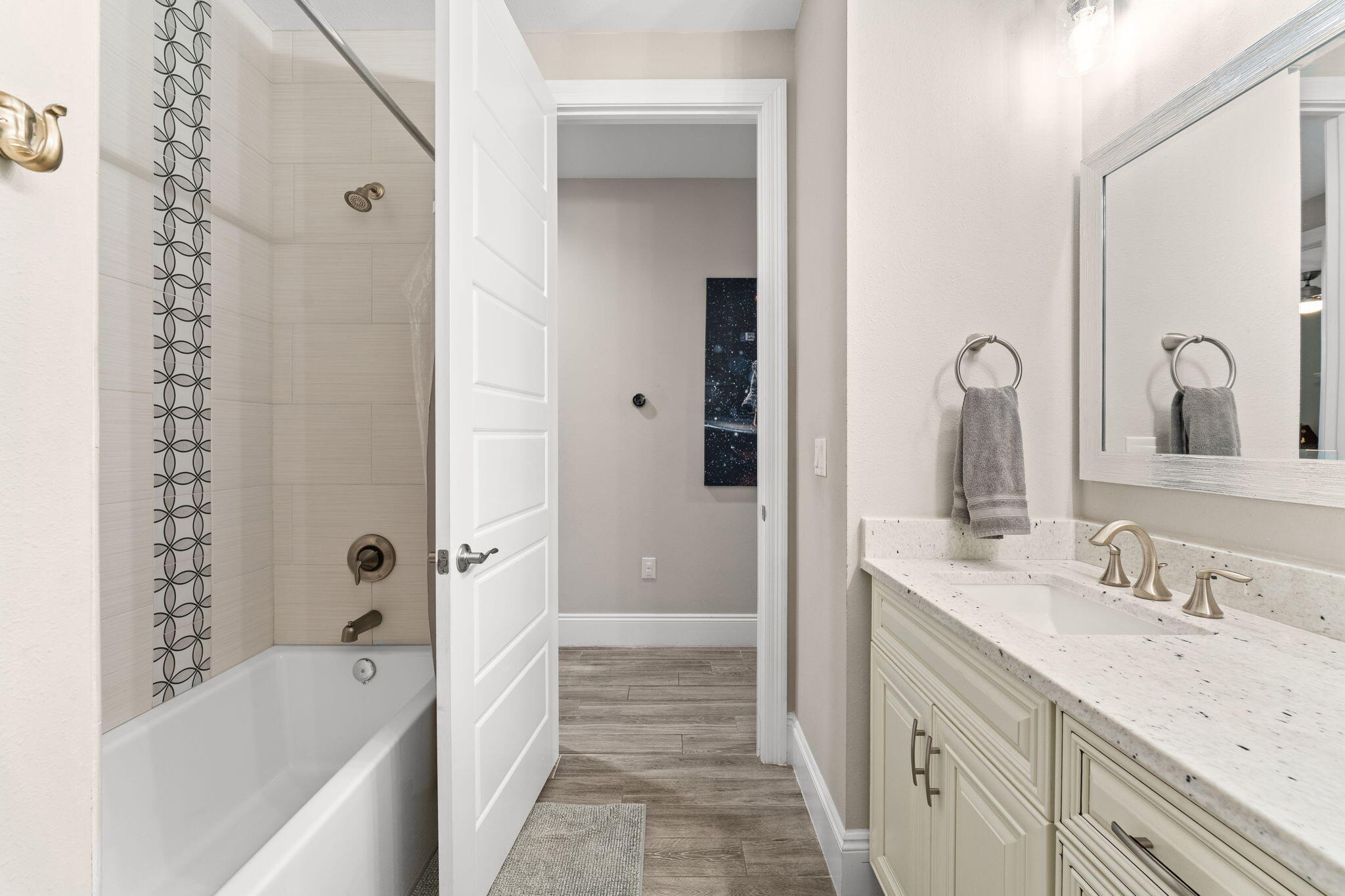 BEAR CREEK - Residential Lease