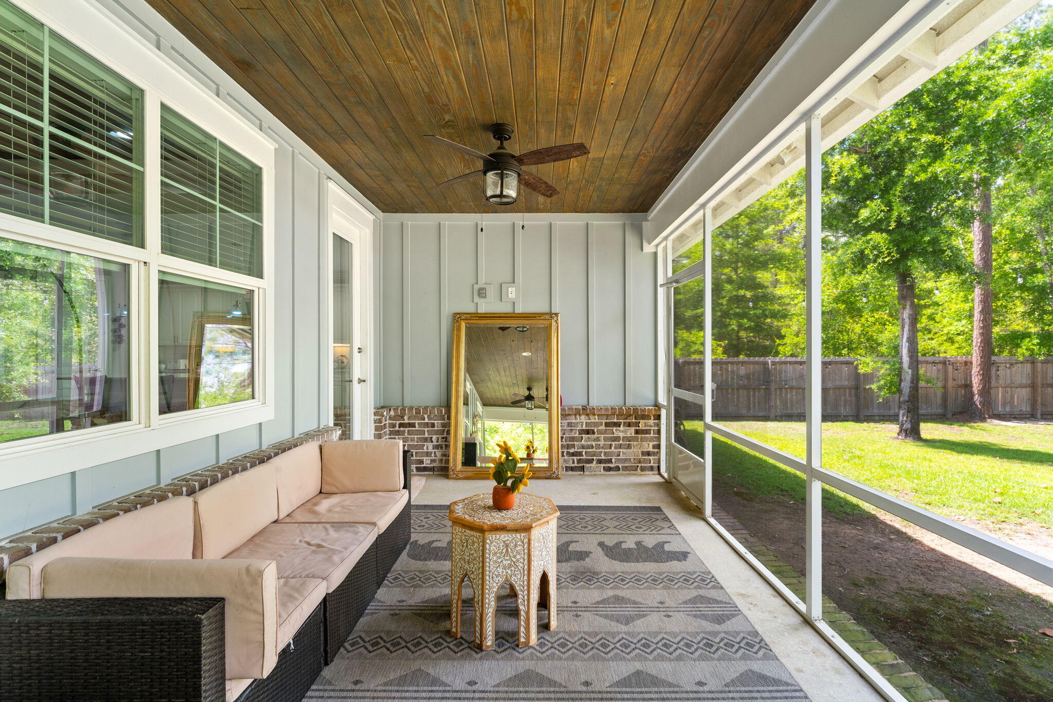 BEAR CREEK - Residential Lease