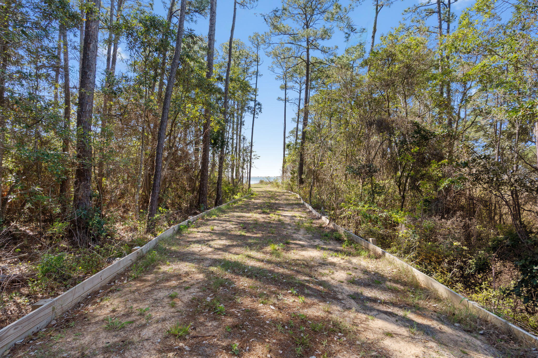 LA FONTAINE PHASE 1 - Land