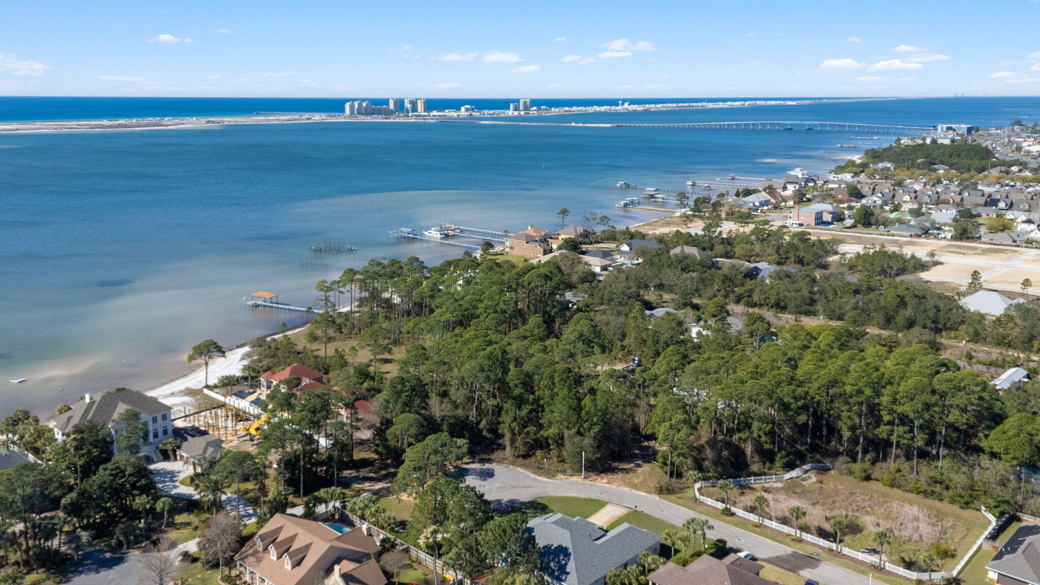 LA FONTAINE PHASE 1 - Land