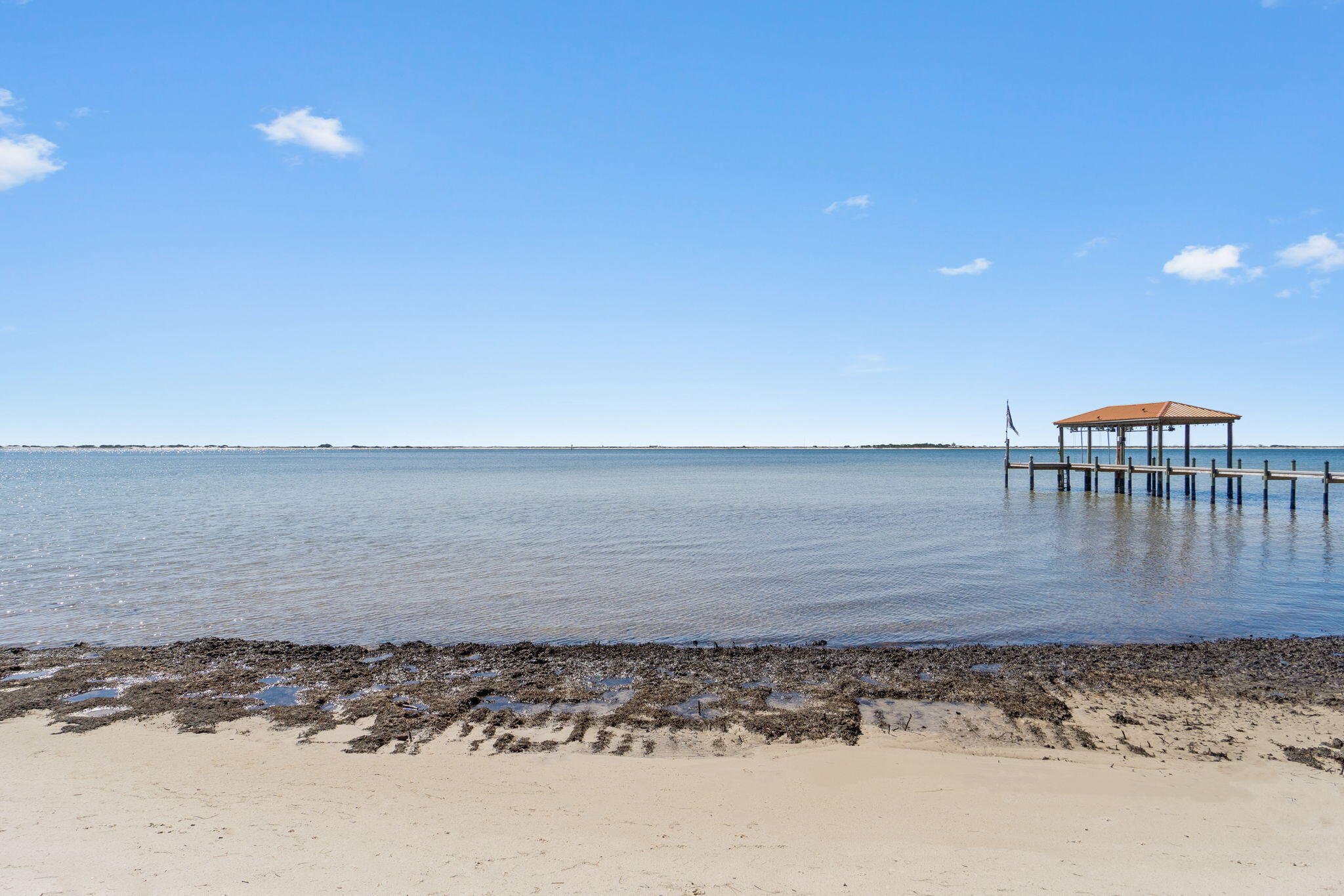 LA FONTAINE PHASE 1 - Land