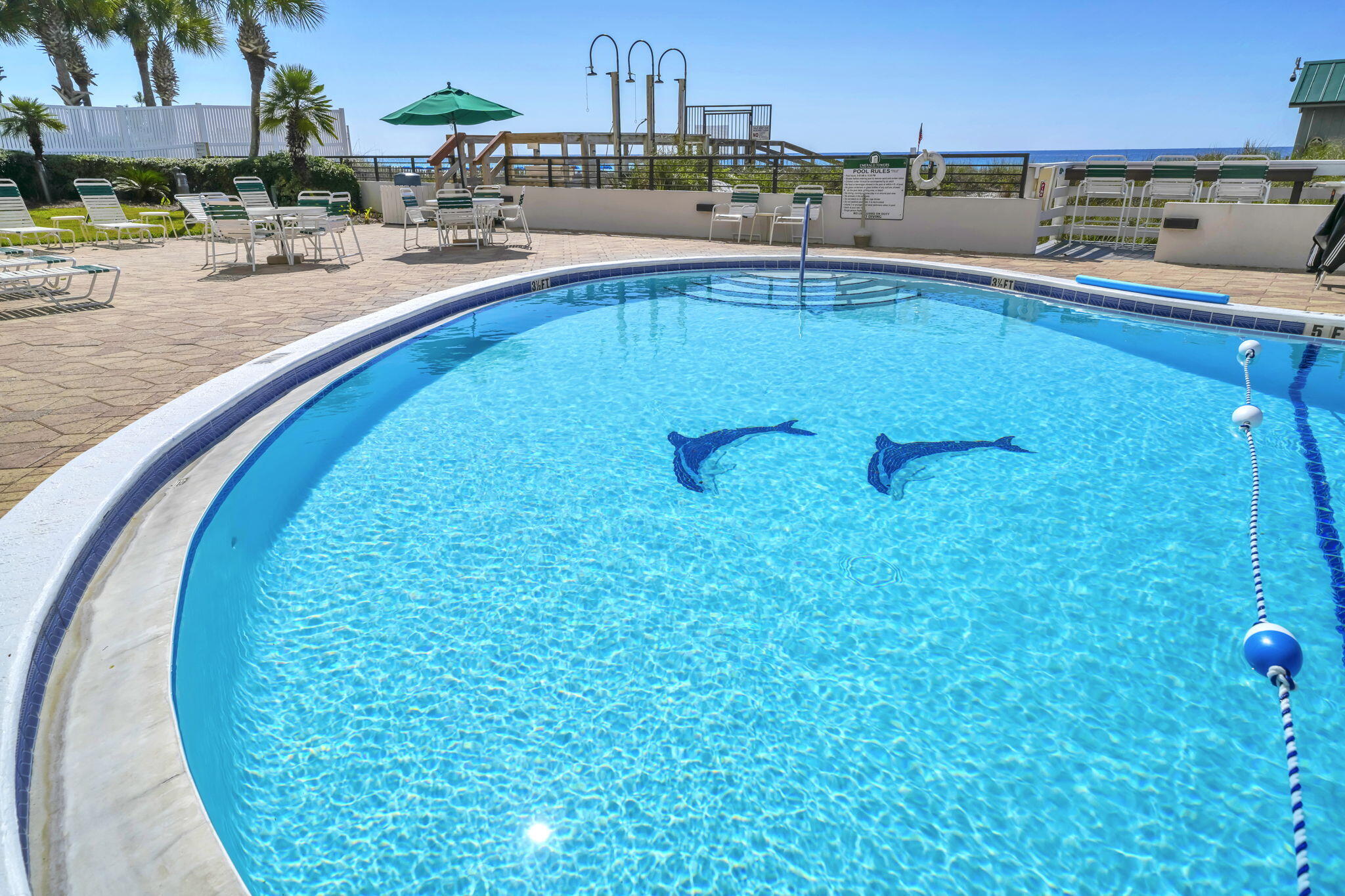 EMERALD TOWERS CONDO - Residential