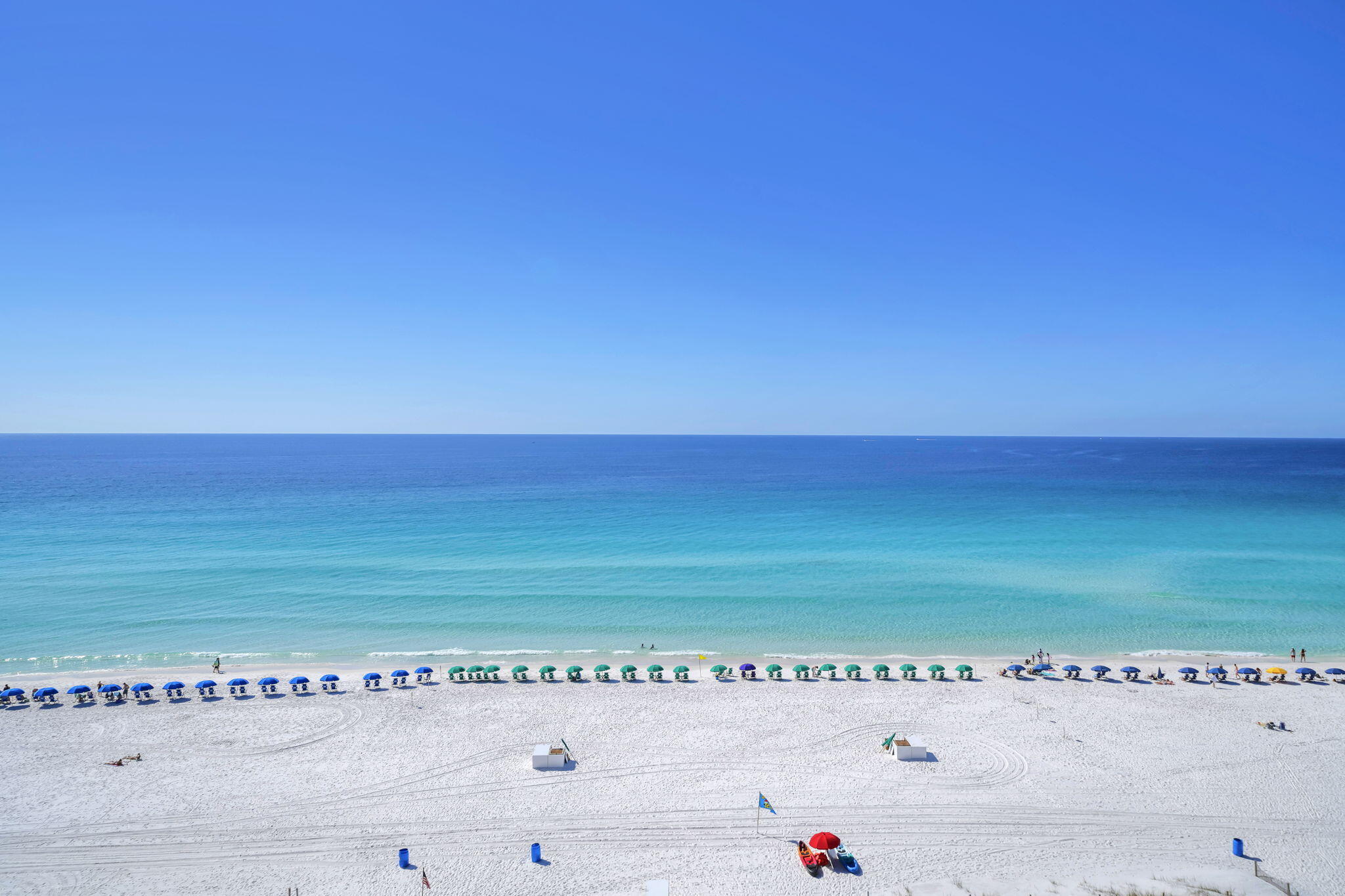 EMERALD TOWERS CONDO - Residential