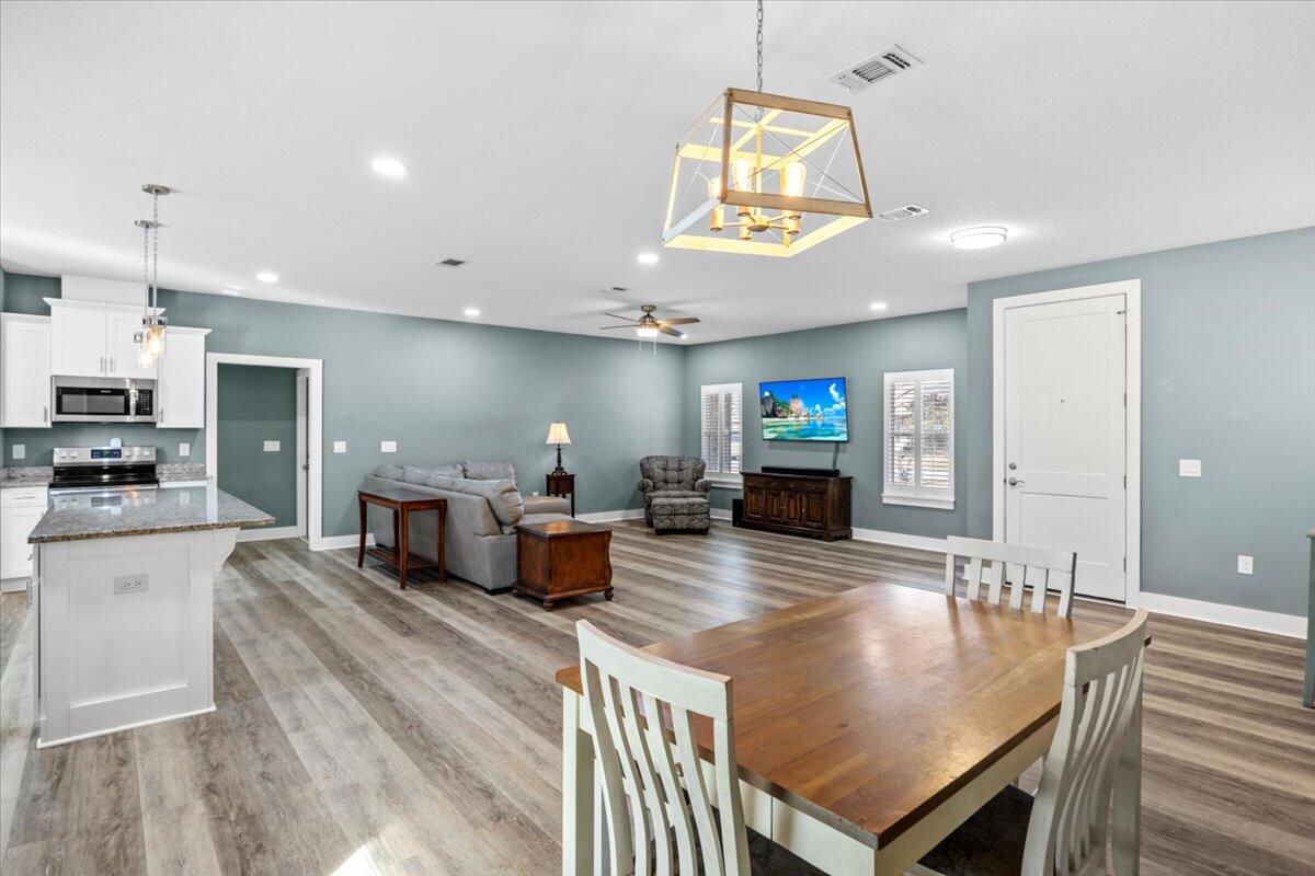 HOLLEY BY THE SEA - Residential