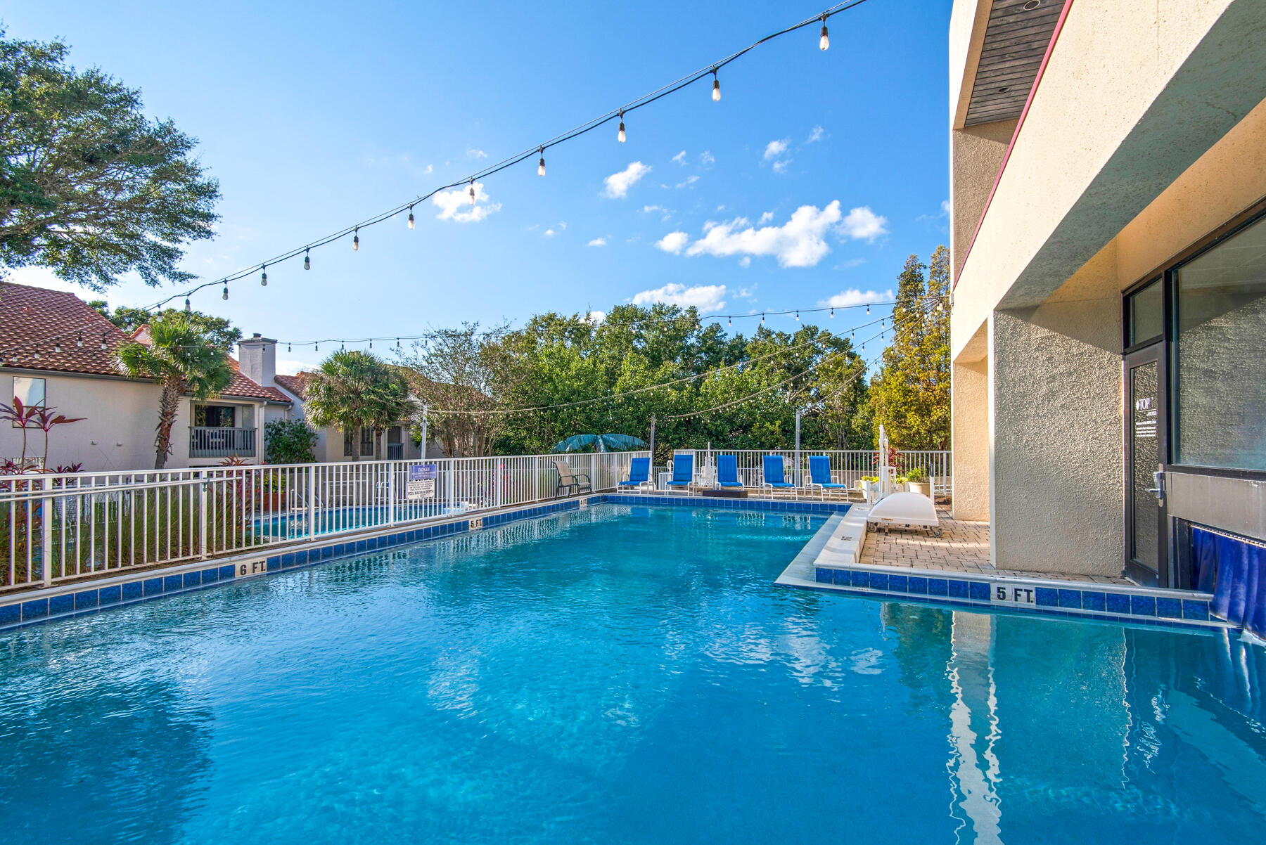 TIDES AT TOPS'L - Residential