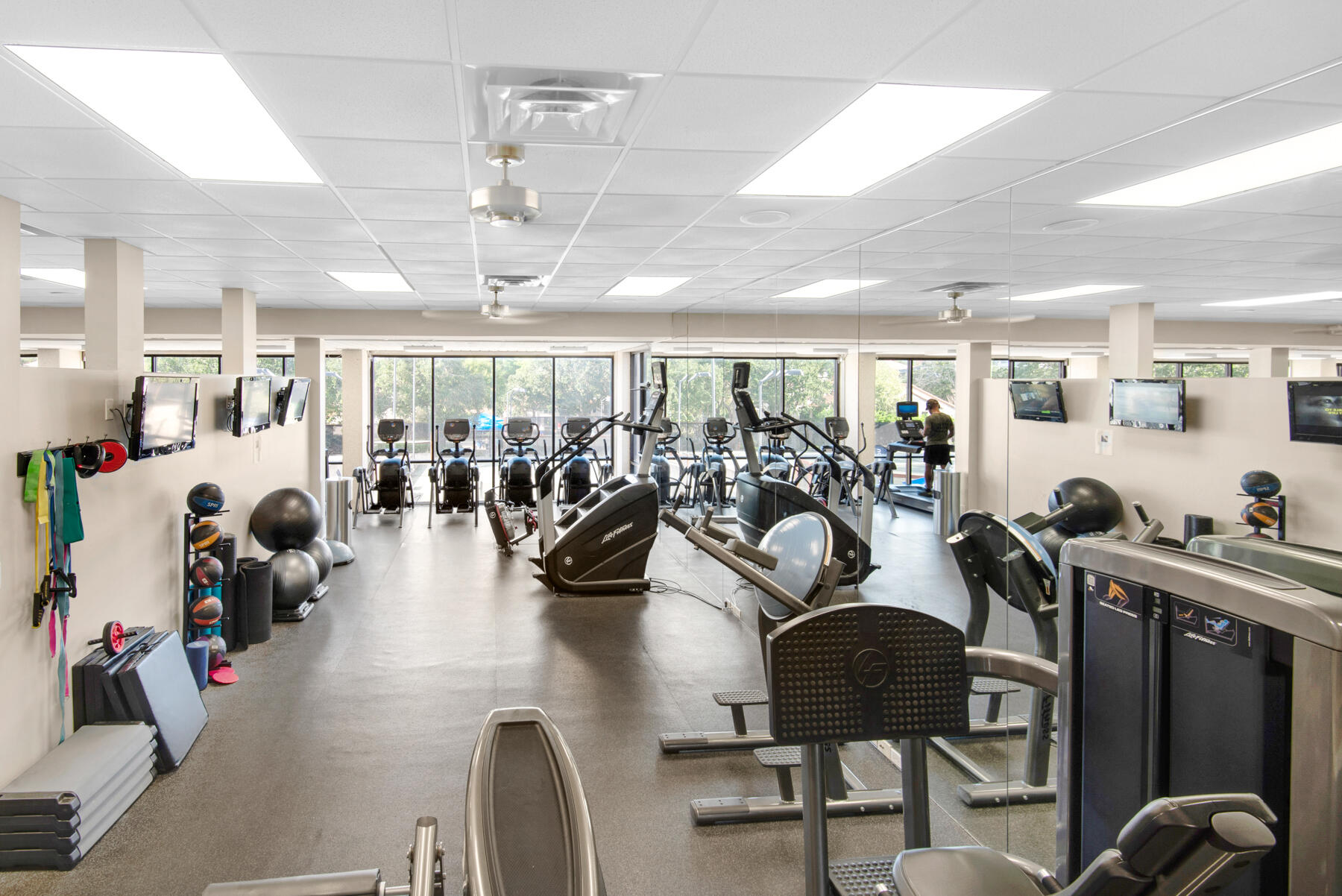 TIDES AT TOPS'L - Residential