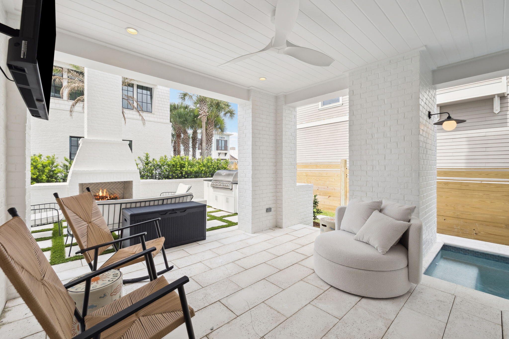 NO RECORDED SUBDIVISION - Residential