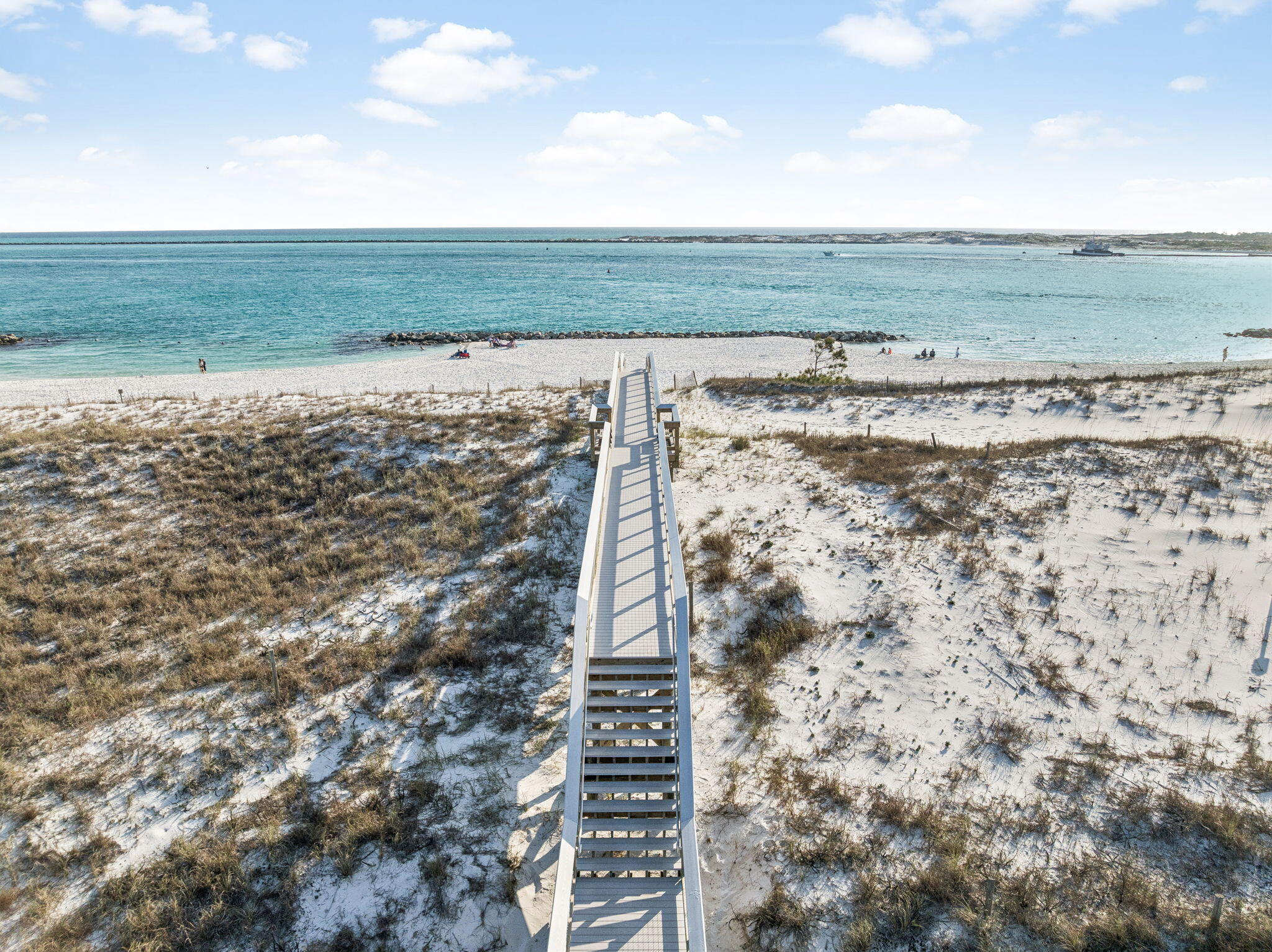 EAST PASS TOWERS CONDO PH 2 - Residential