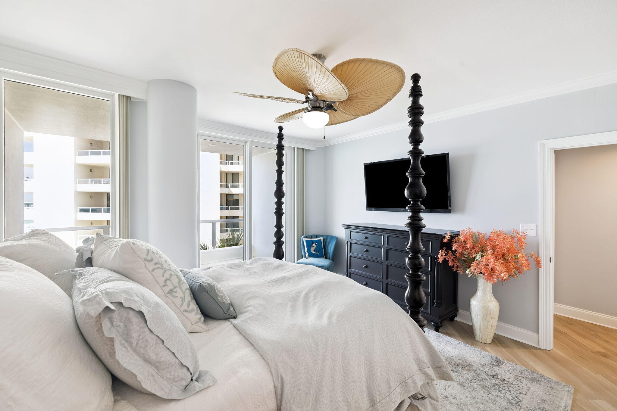 EAST PASS TOWERS CONDO PH 2 - Residential