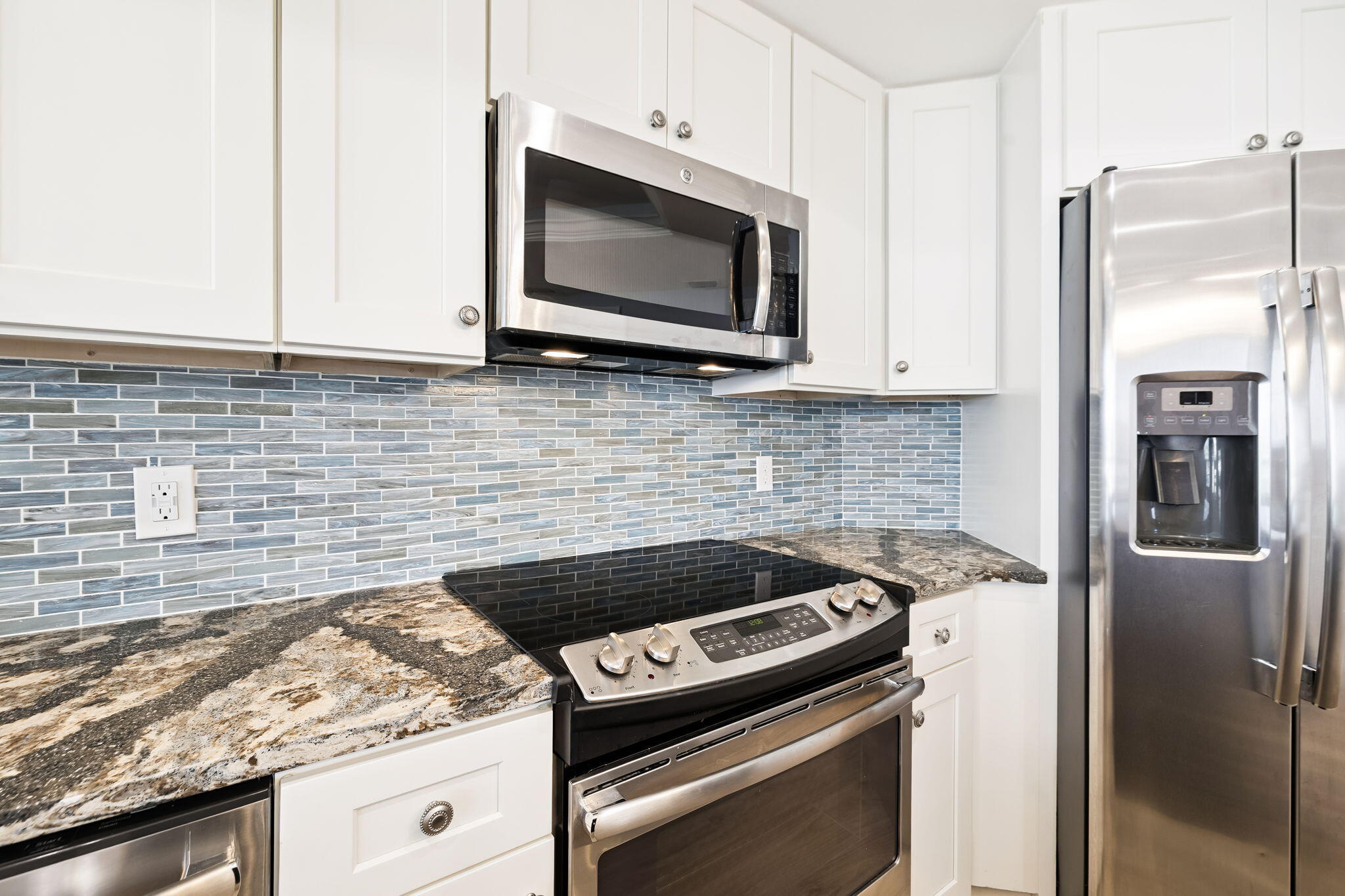 EAST PASS TOWERS CONDO PH 2 - Residential