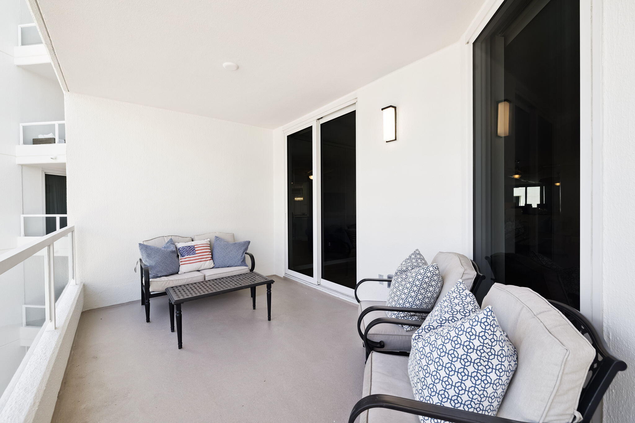 EAST PASS TOWERS CONDO PH 2 - Residential