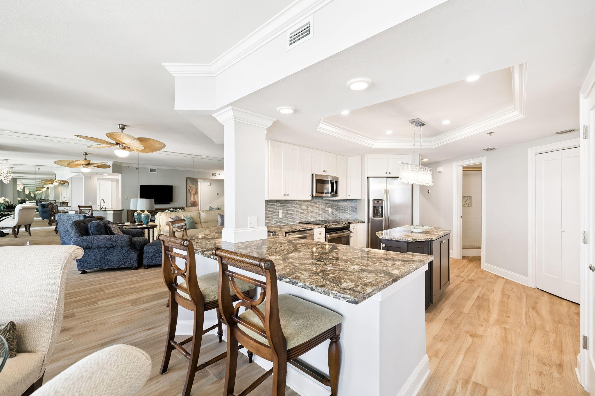 EAST PASS TOWERS CONDO PH 2 - Residential