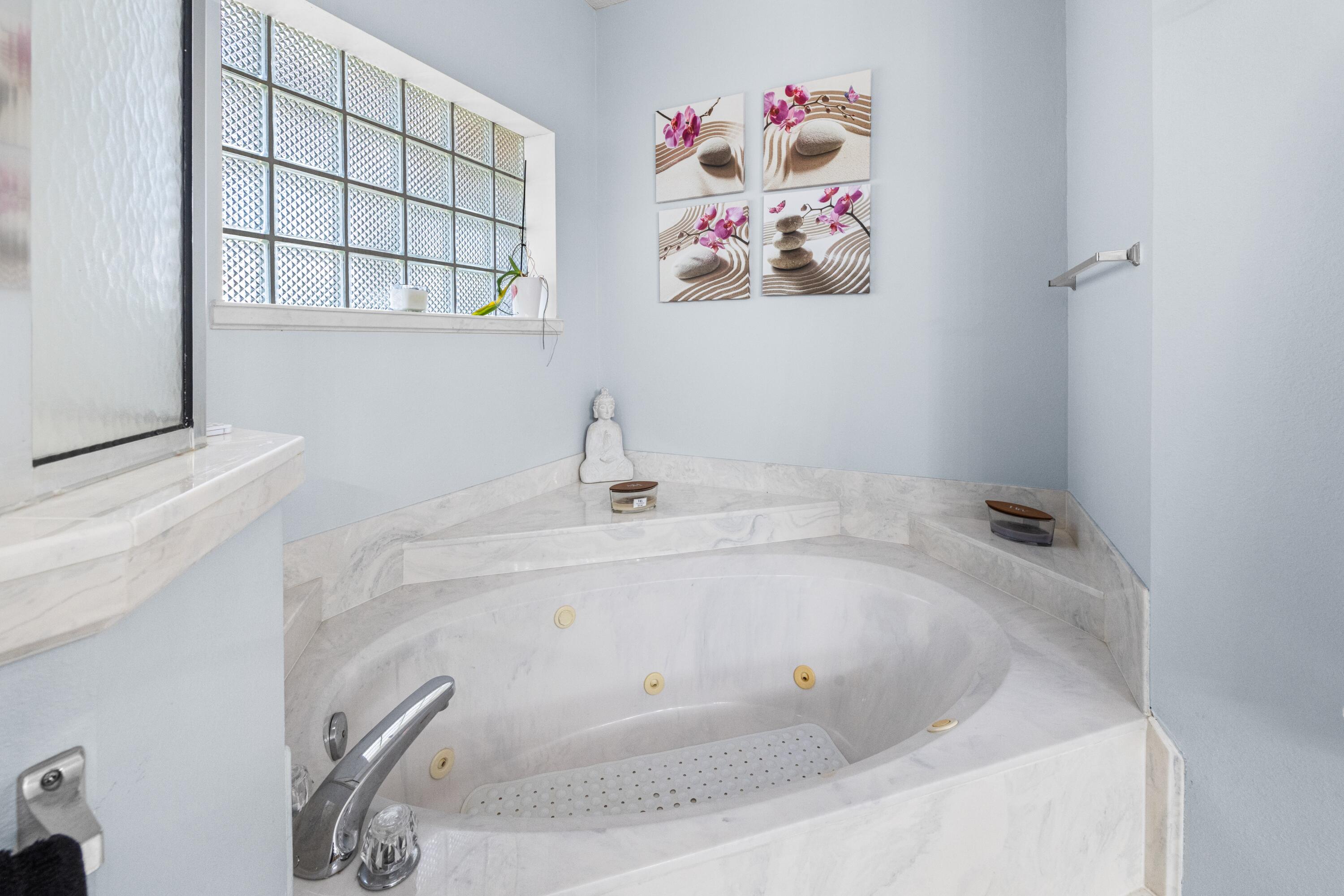 LAKE POINTE - Residential