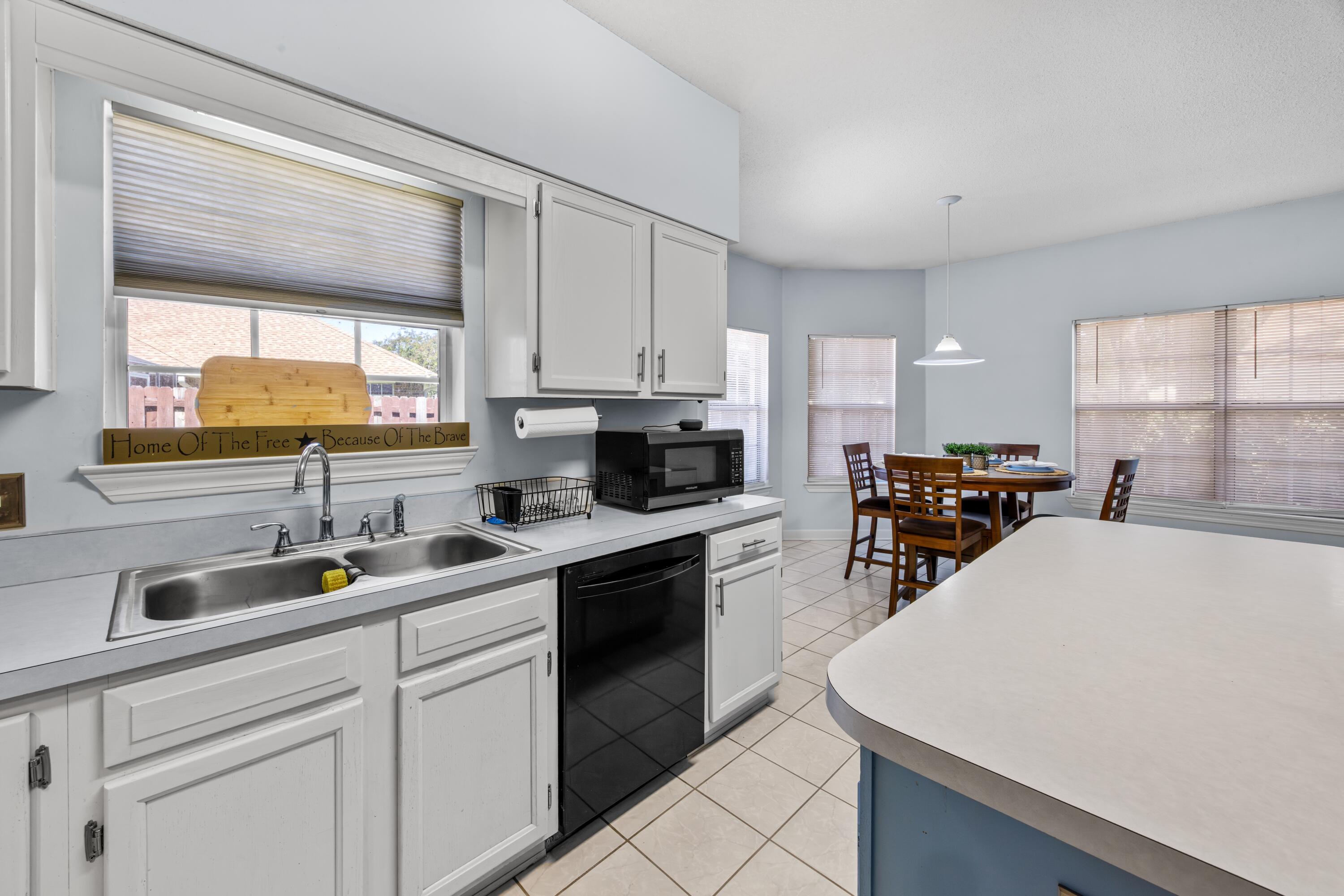 LAKE POINTE - Residential