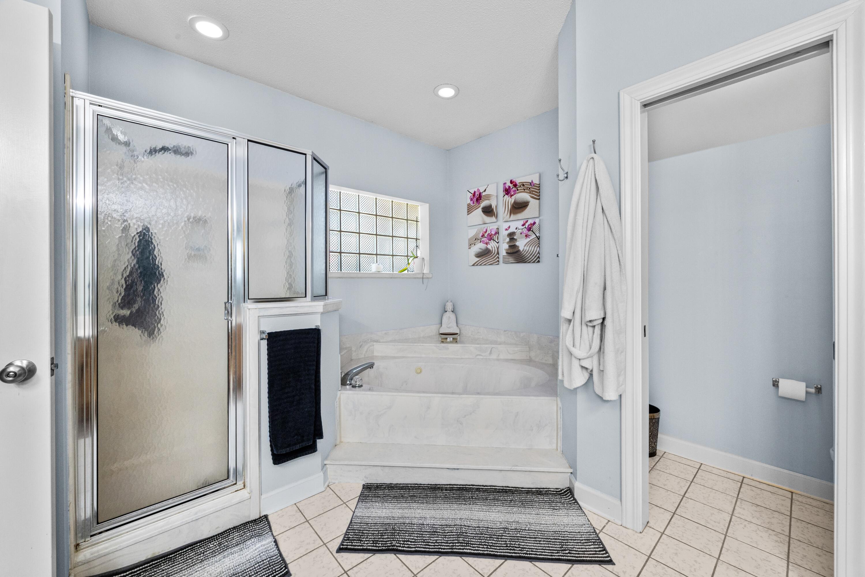 LAKE POINTE - Residential