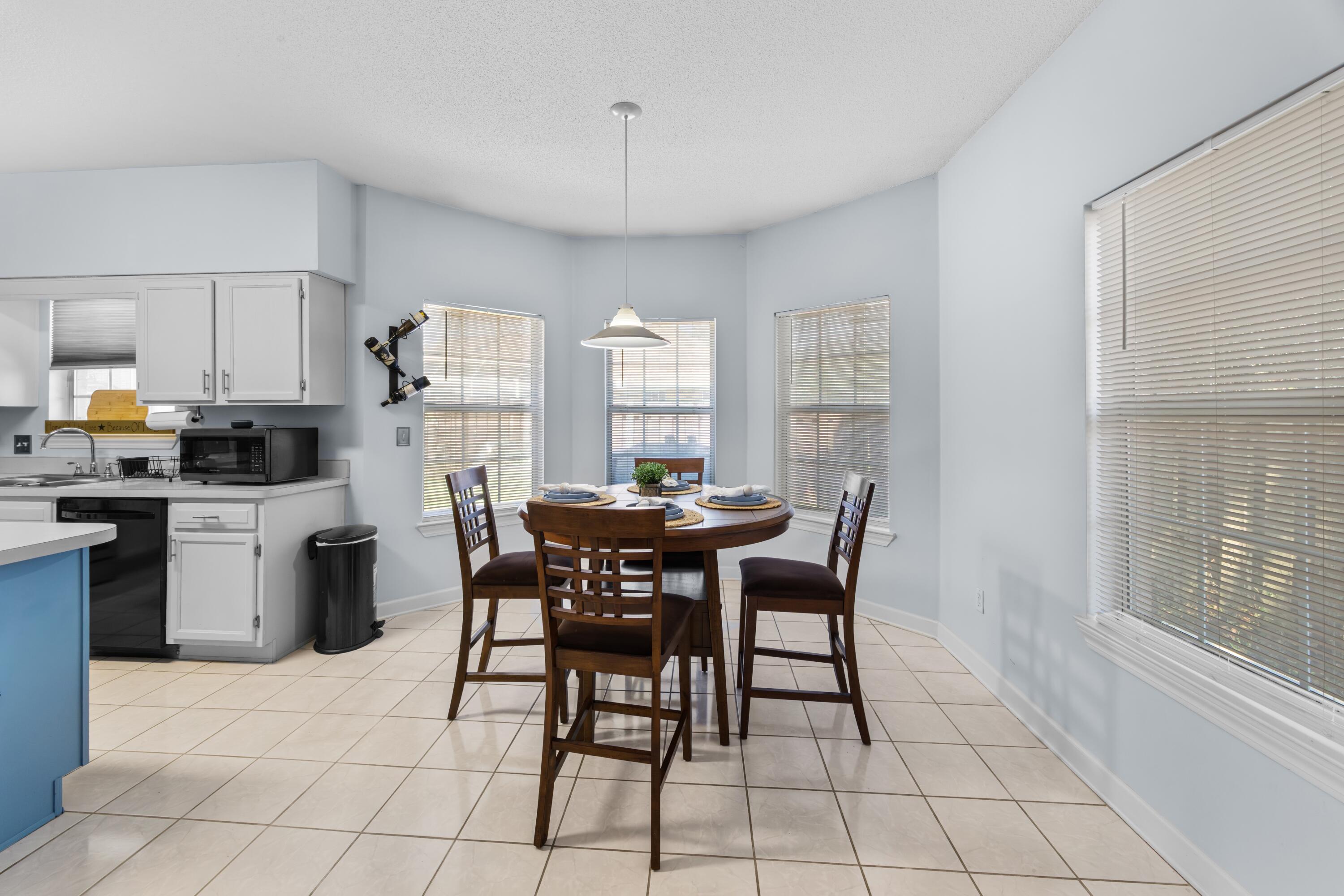 LAKE POINTE - Residential