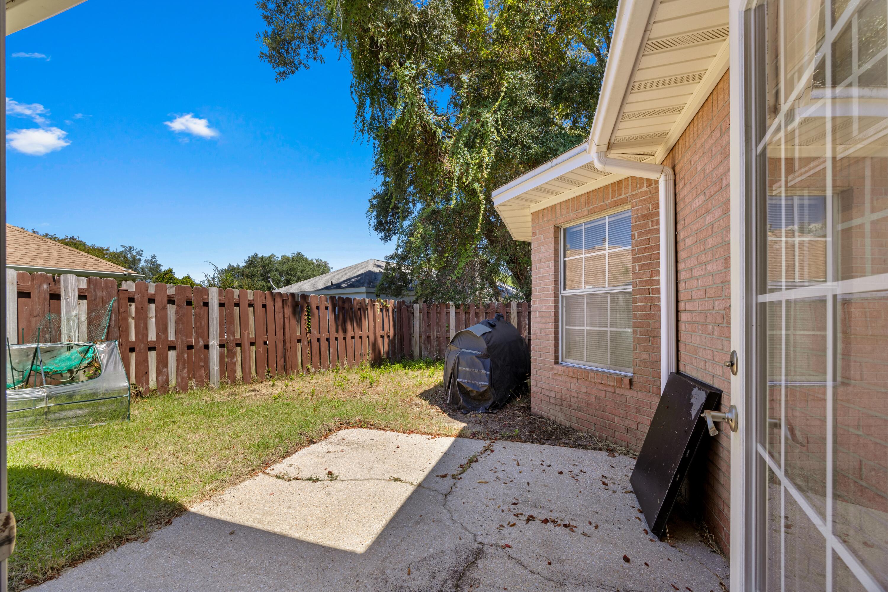 LAKE POINTE - Residential