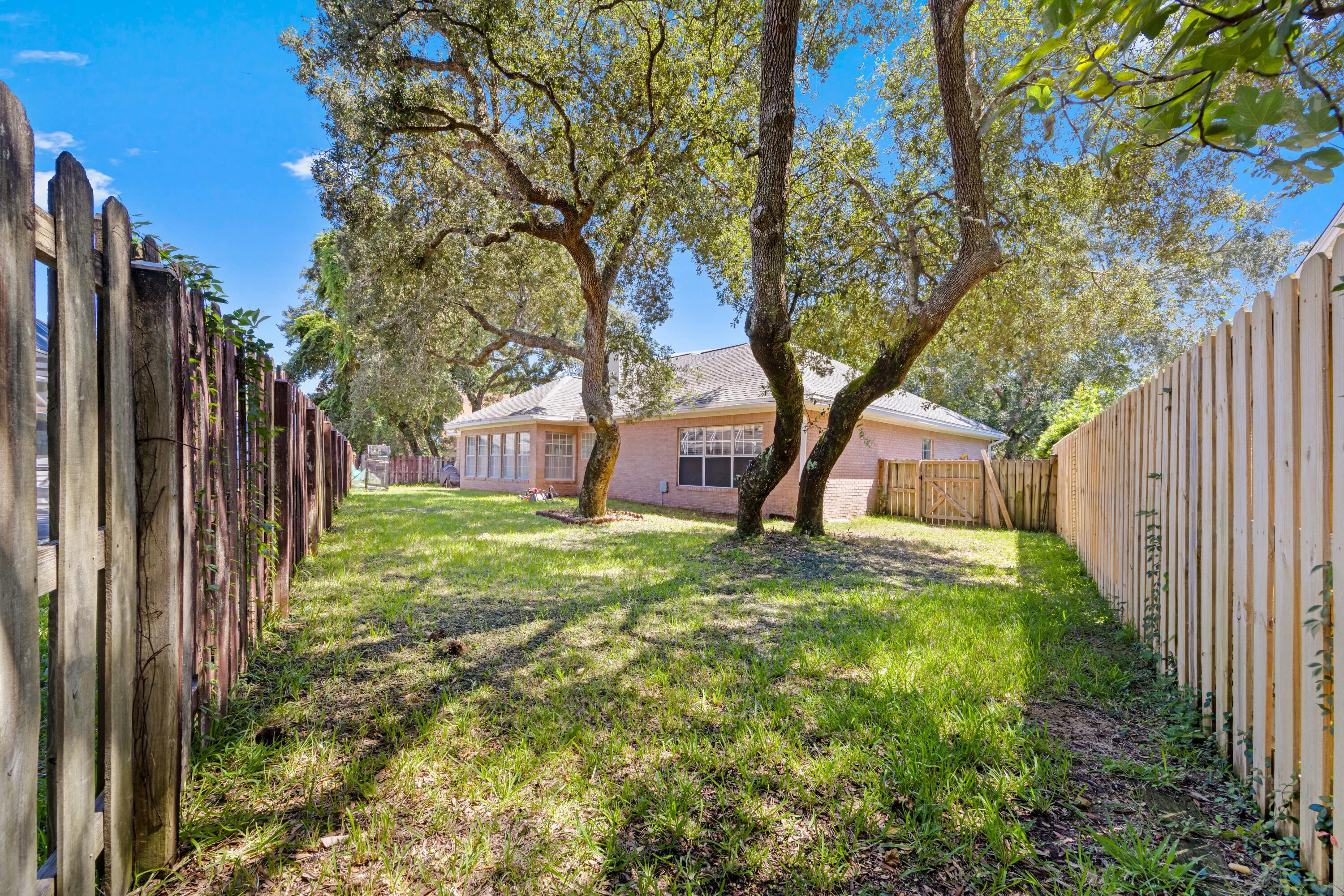 LAKE POINTE - Residential