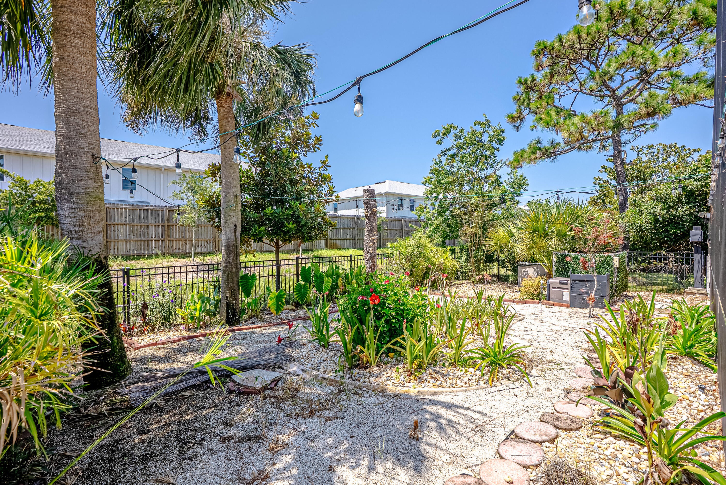 117 Glades Turn