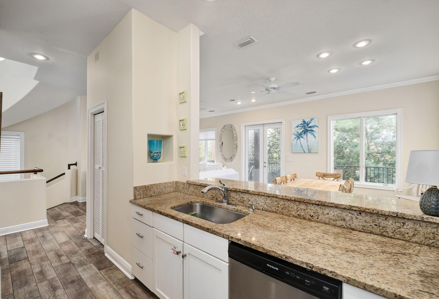 TERRA COTTA TERRACE - Residential