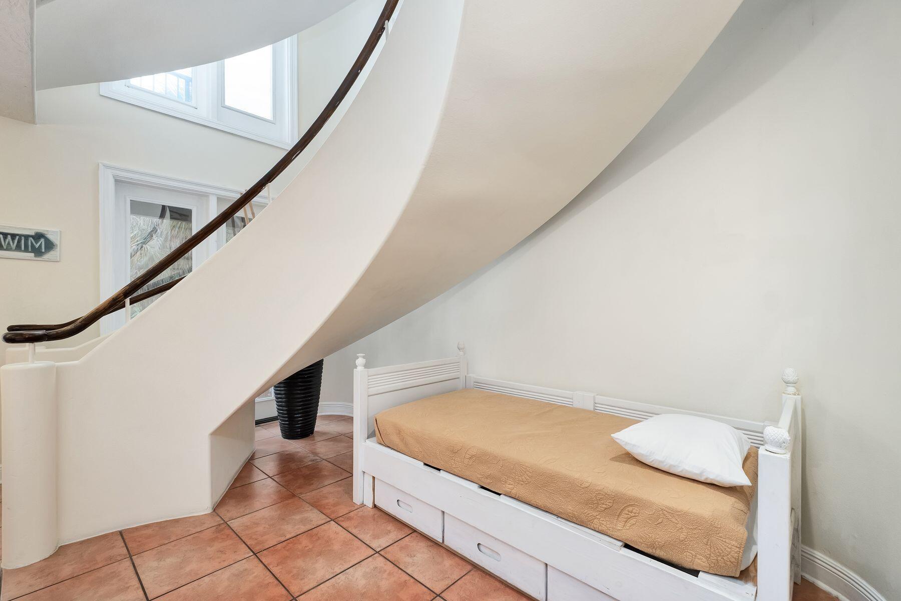 TERRA COTTA TERRACE - Residential