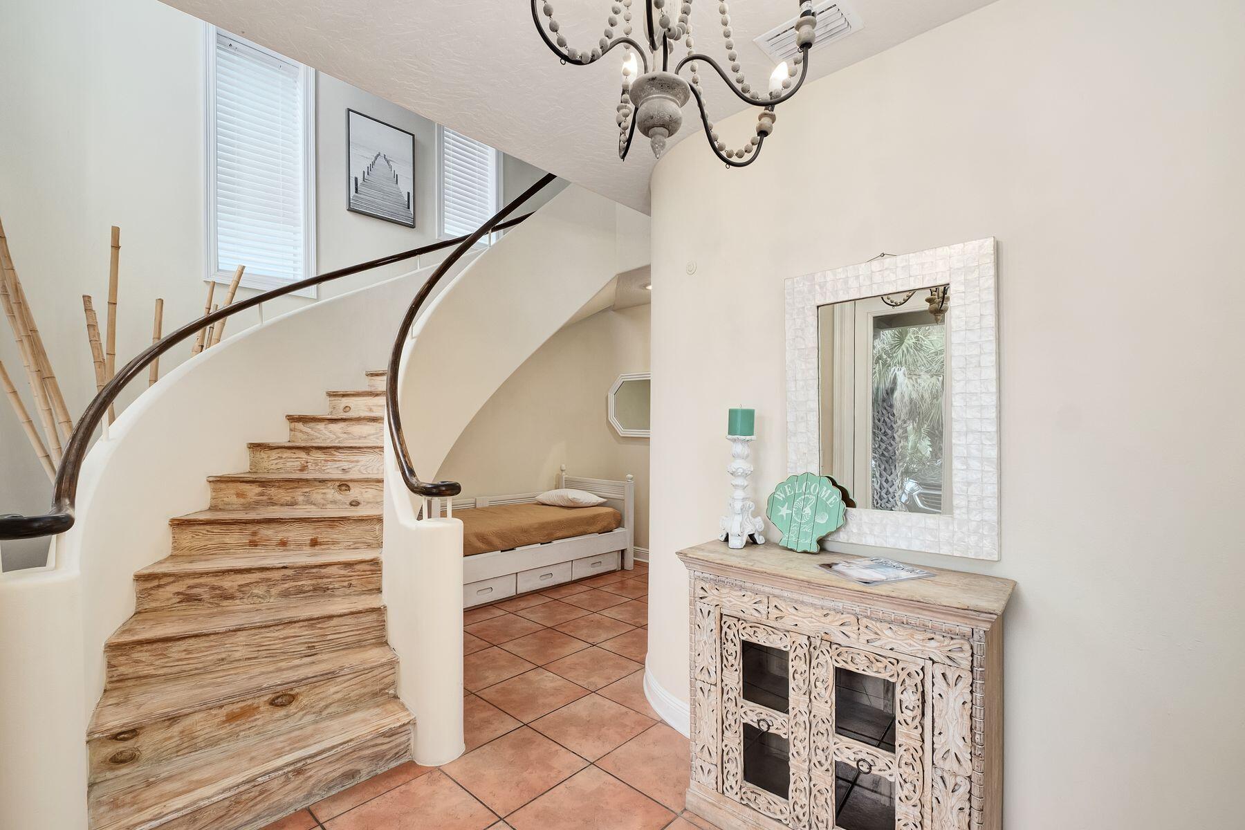 TERRA COTTA TERRACE - Residential