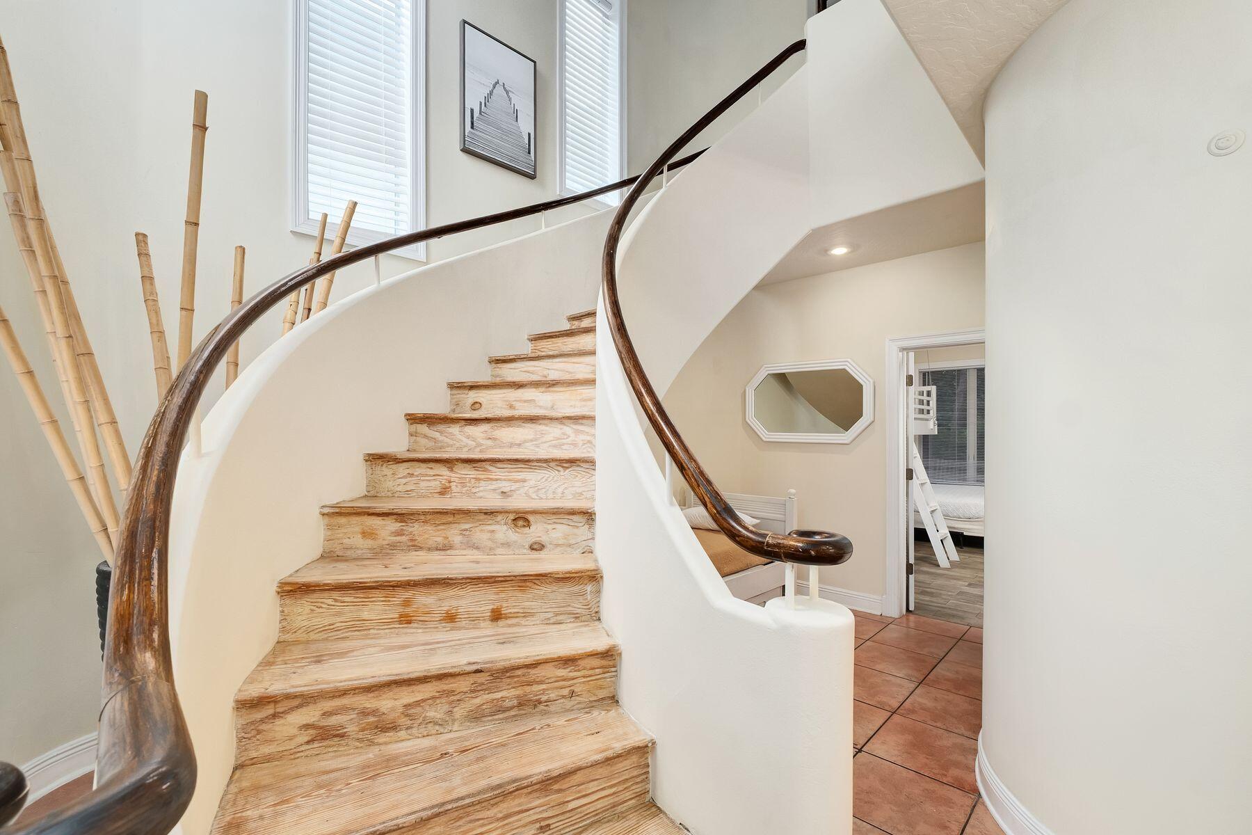 TERRA COTTA TERRACE - Residential