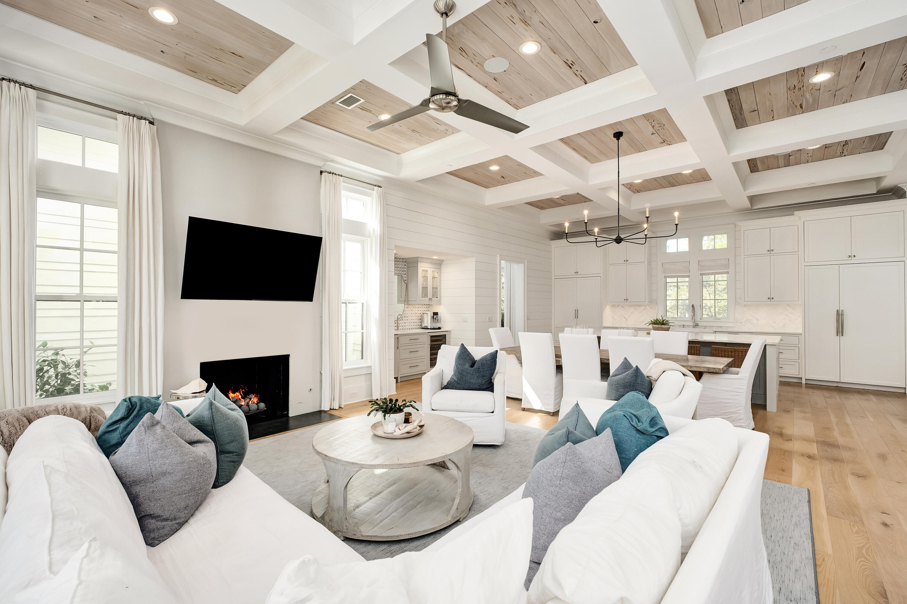 DRAPER LAKE COASTAL VILLAGE - Residential