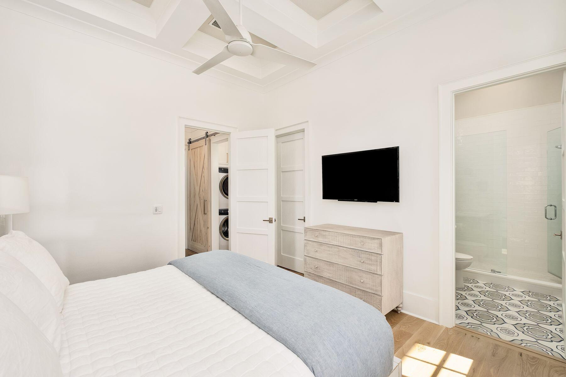 DRAPER LAKE COASTAL VILLAGE - Residential