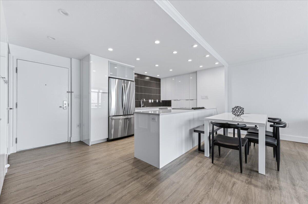 Sabine Yacht and Racquet Club - Residential