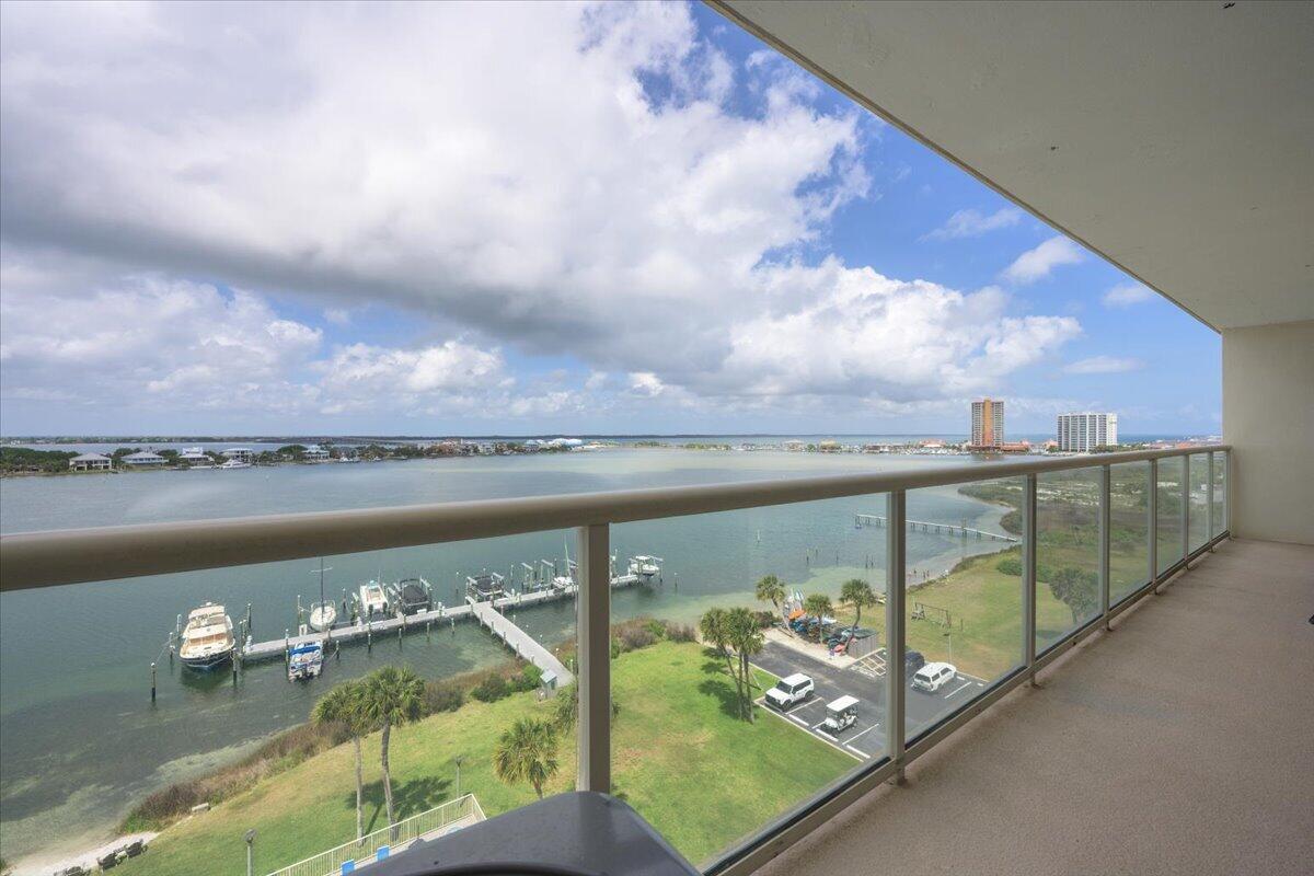 Sabine Yacht and Racquet Club - Residential