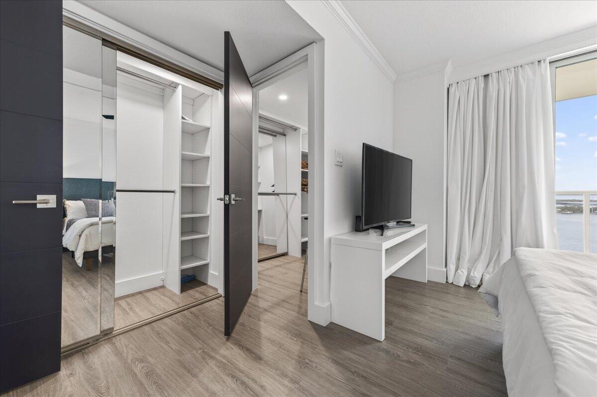 Sabine Yacht and Racquet Club - Residential