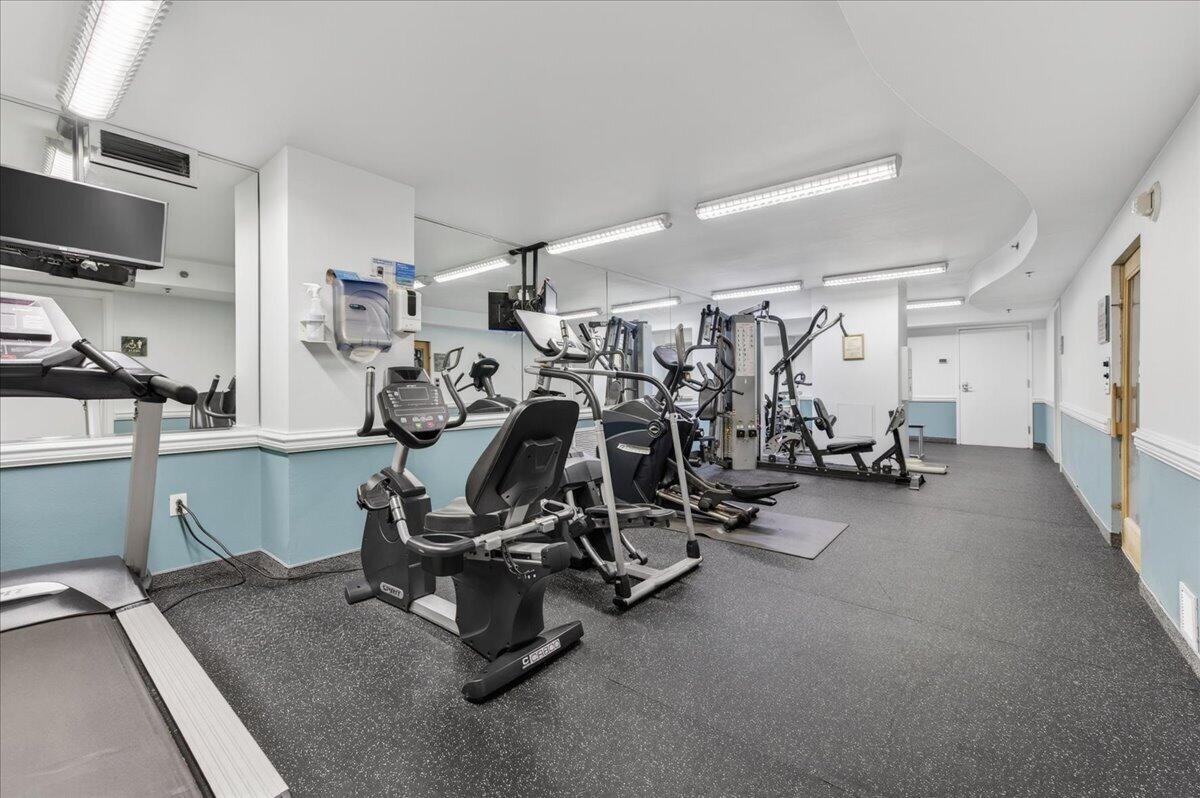 Sabine Yacht and Racquet Club - Residential