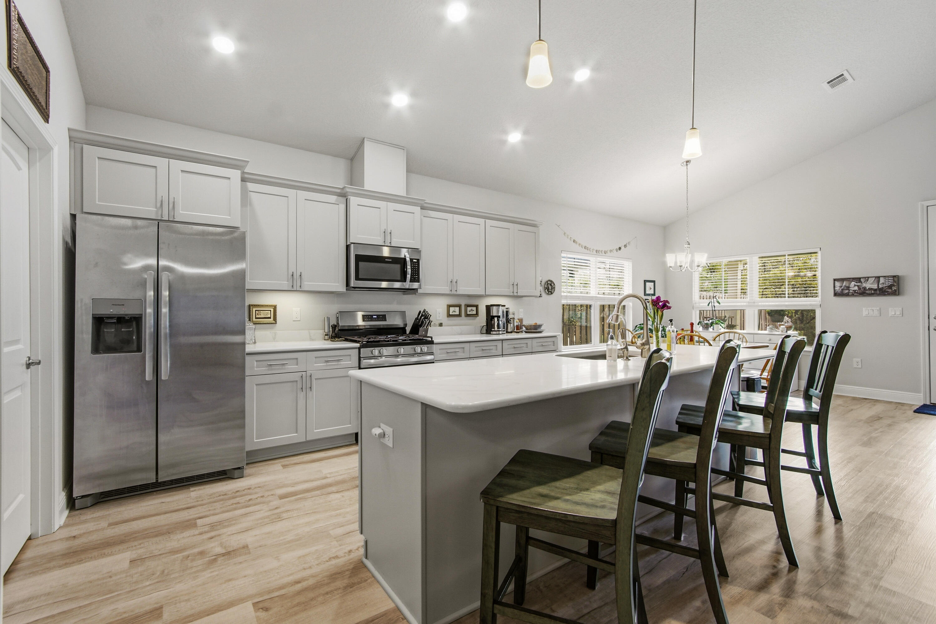 THE BLUFFS AT LAFAYETTE - Residential