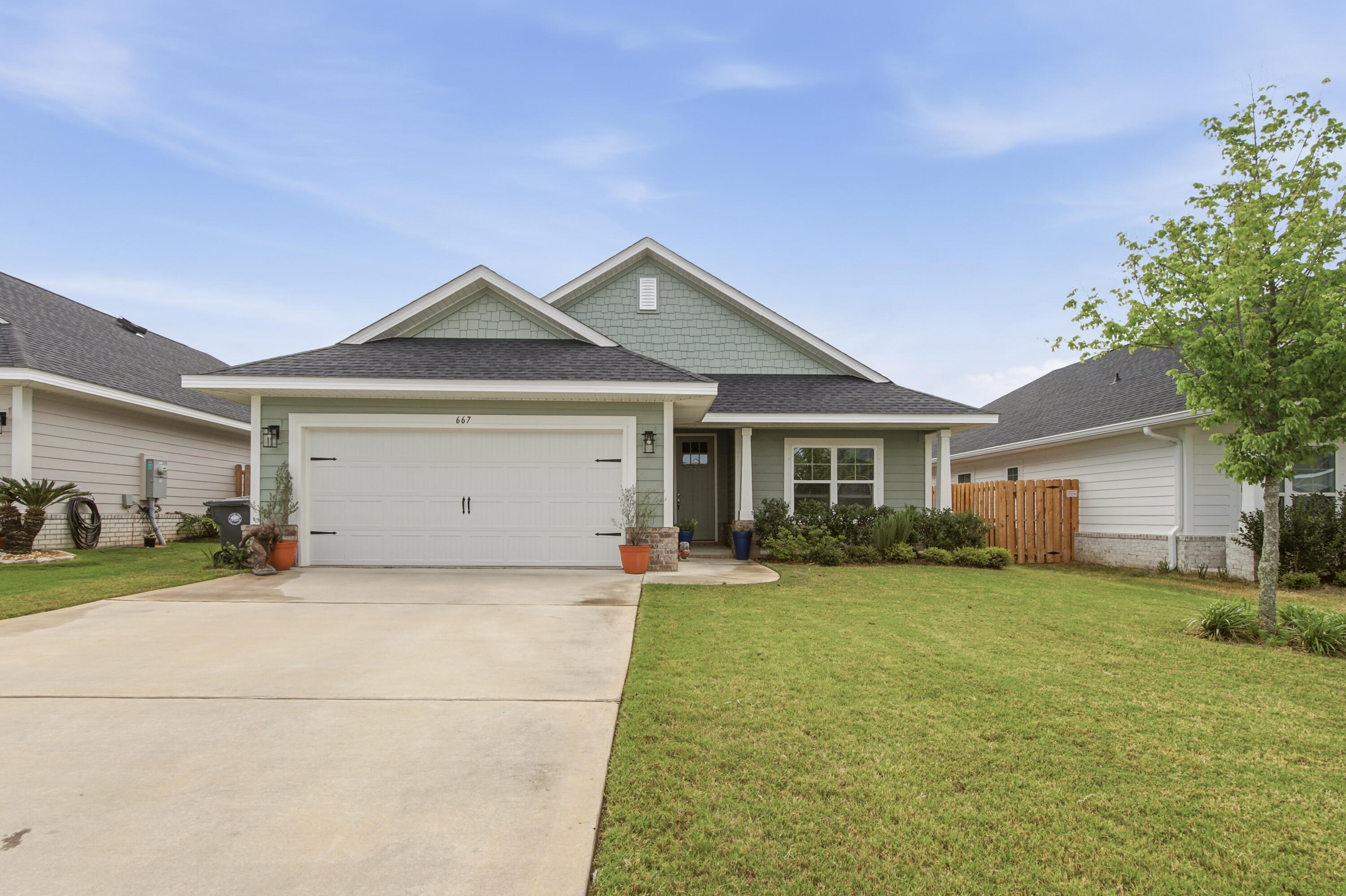 THE BLUFFS AT LAFAYETTE - Residential