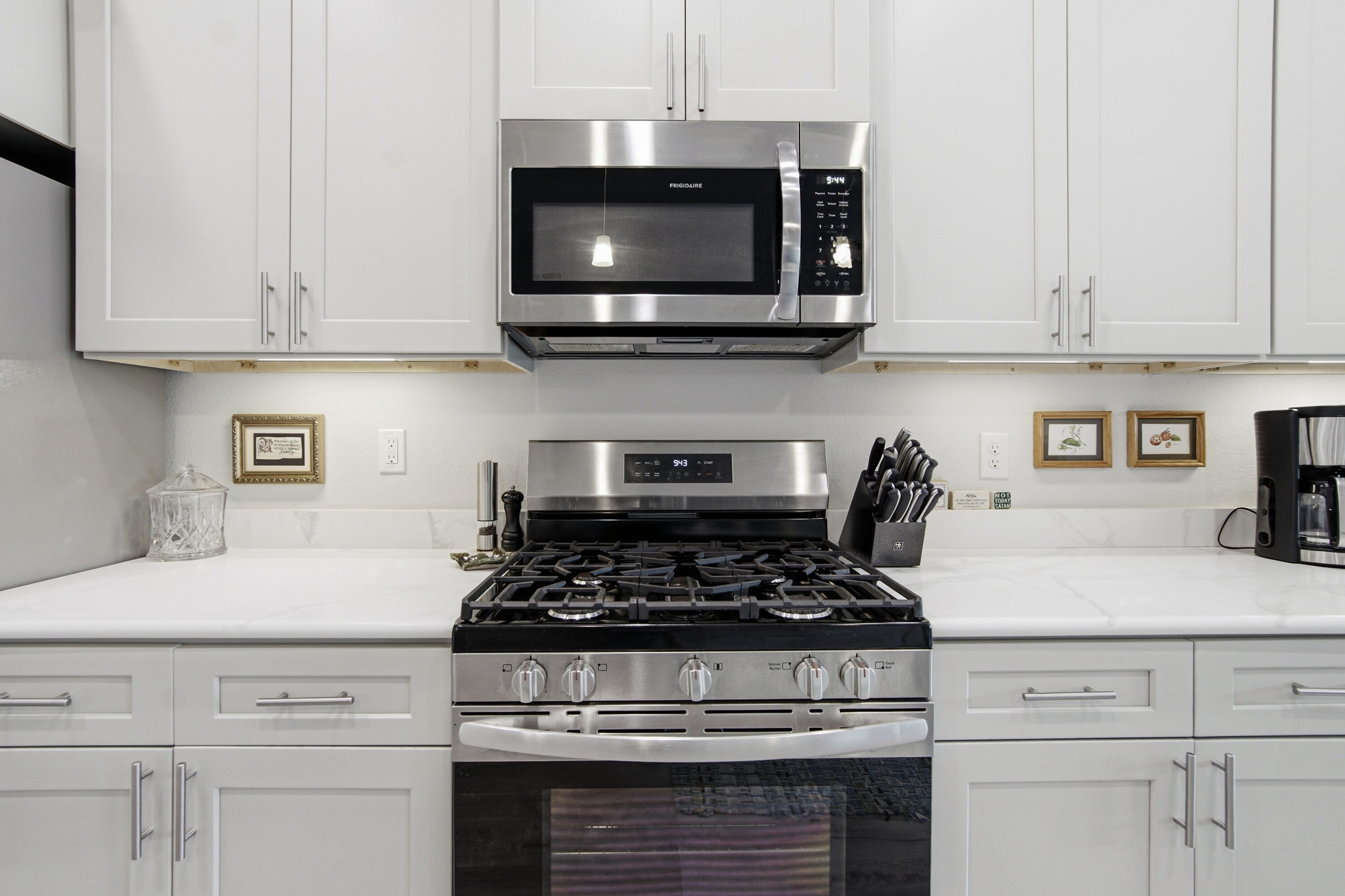 THE BLUFFS AT LAFAYETTE - Residential