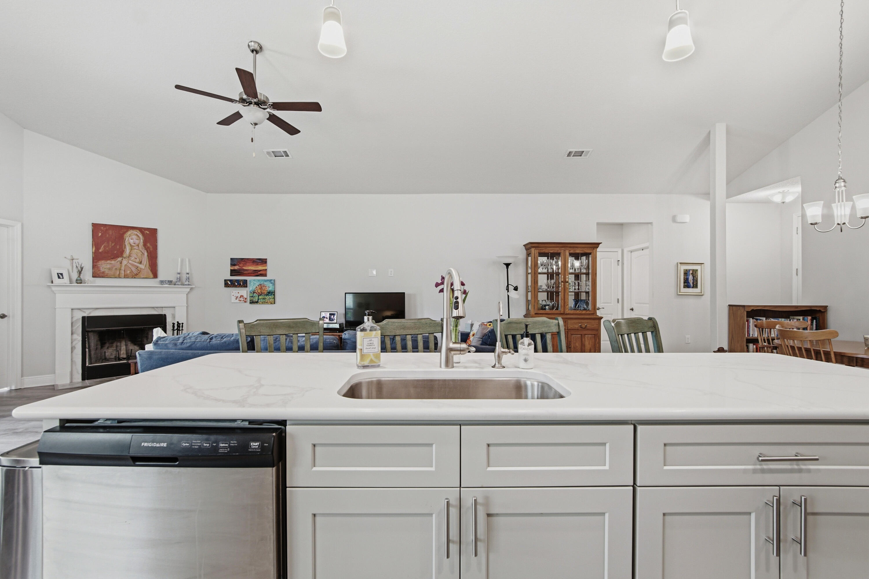 THE BLUFFS AT LAFAYETTE - Residential