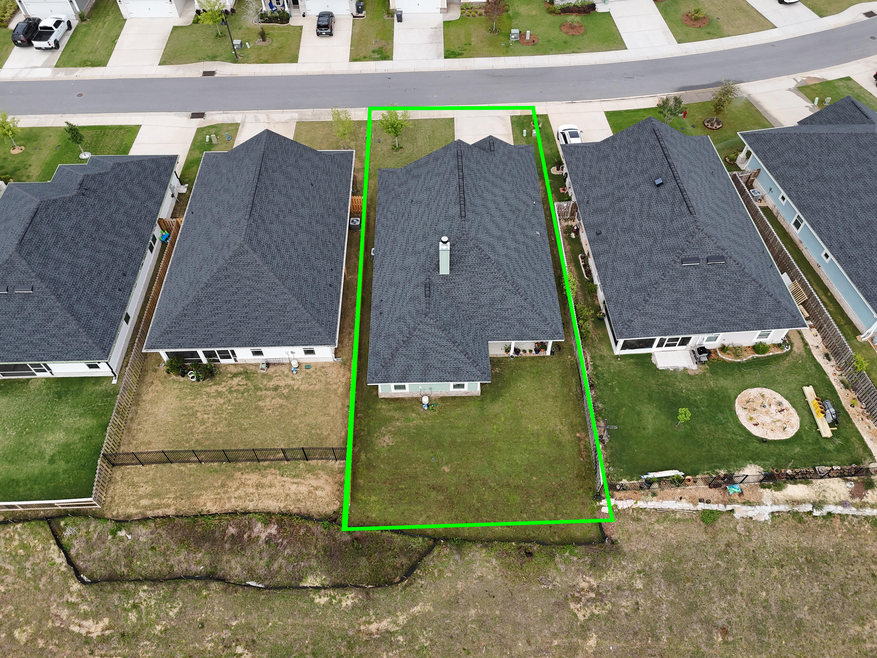 THE BLUFFS AT LAFAYETTE - Residential