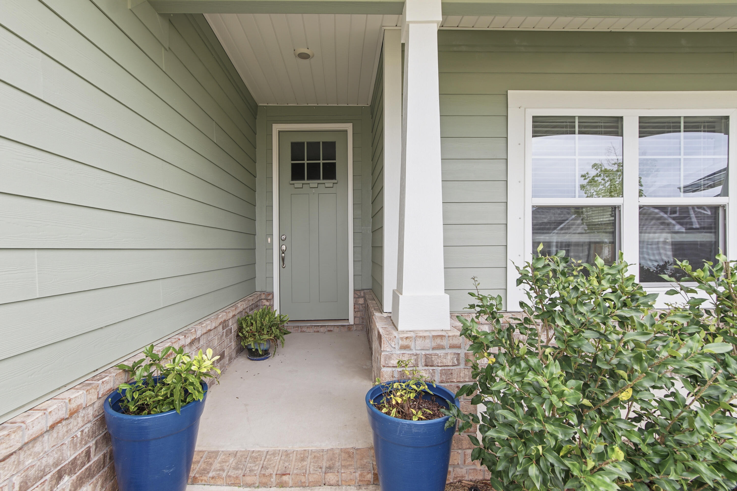 THE BLUFFS AT LAFAYETTE - Residential