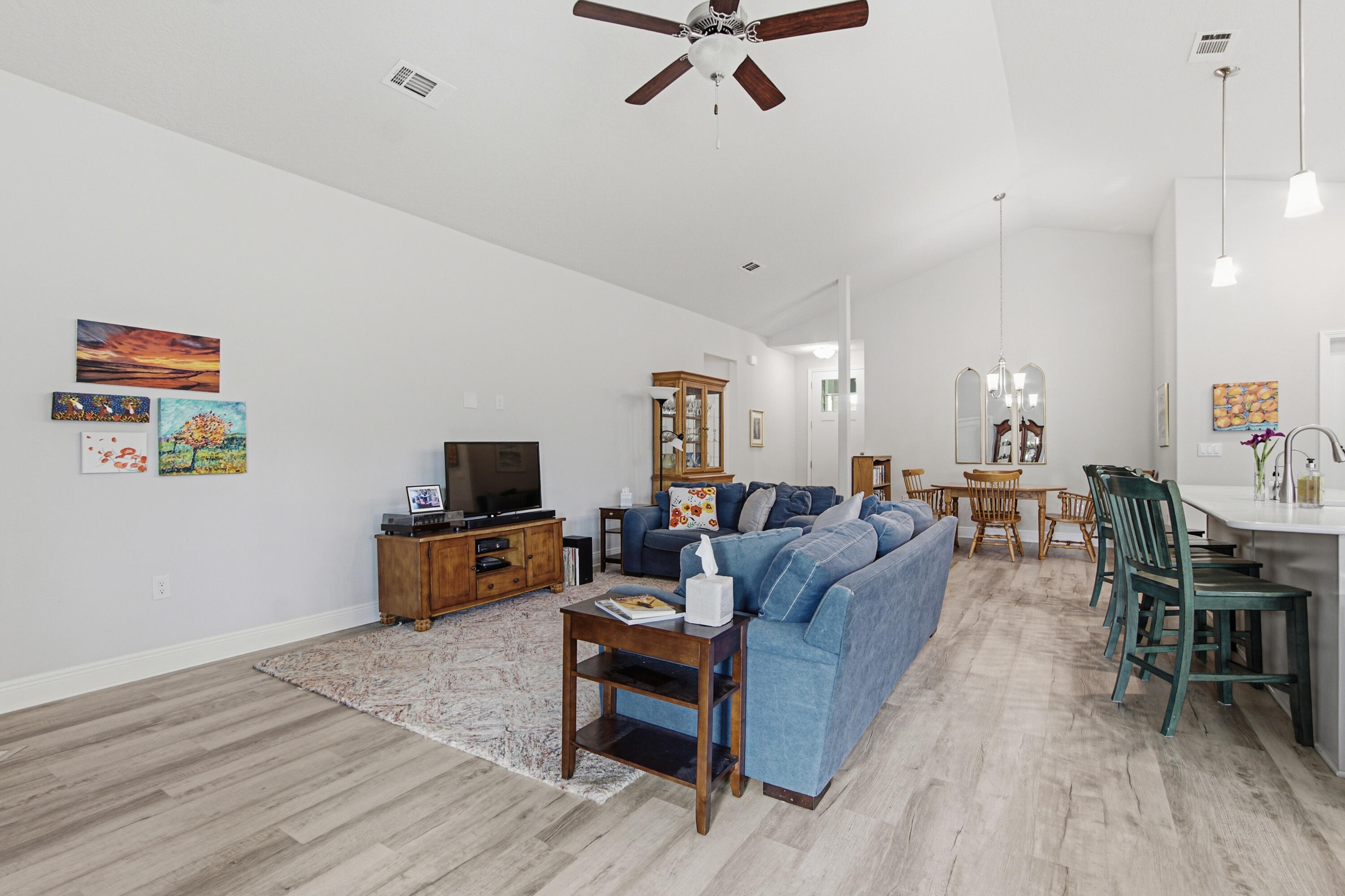 THE BLUFFS AT LAFAYETTE - Residential