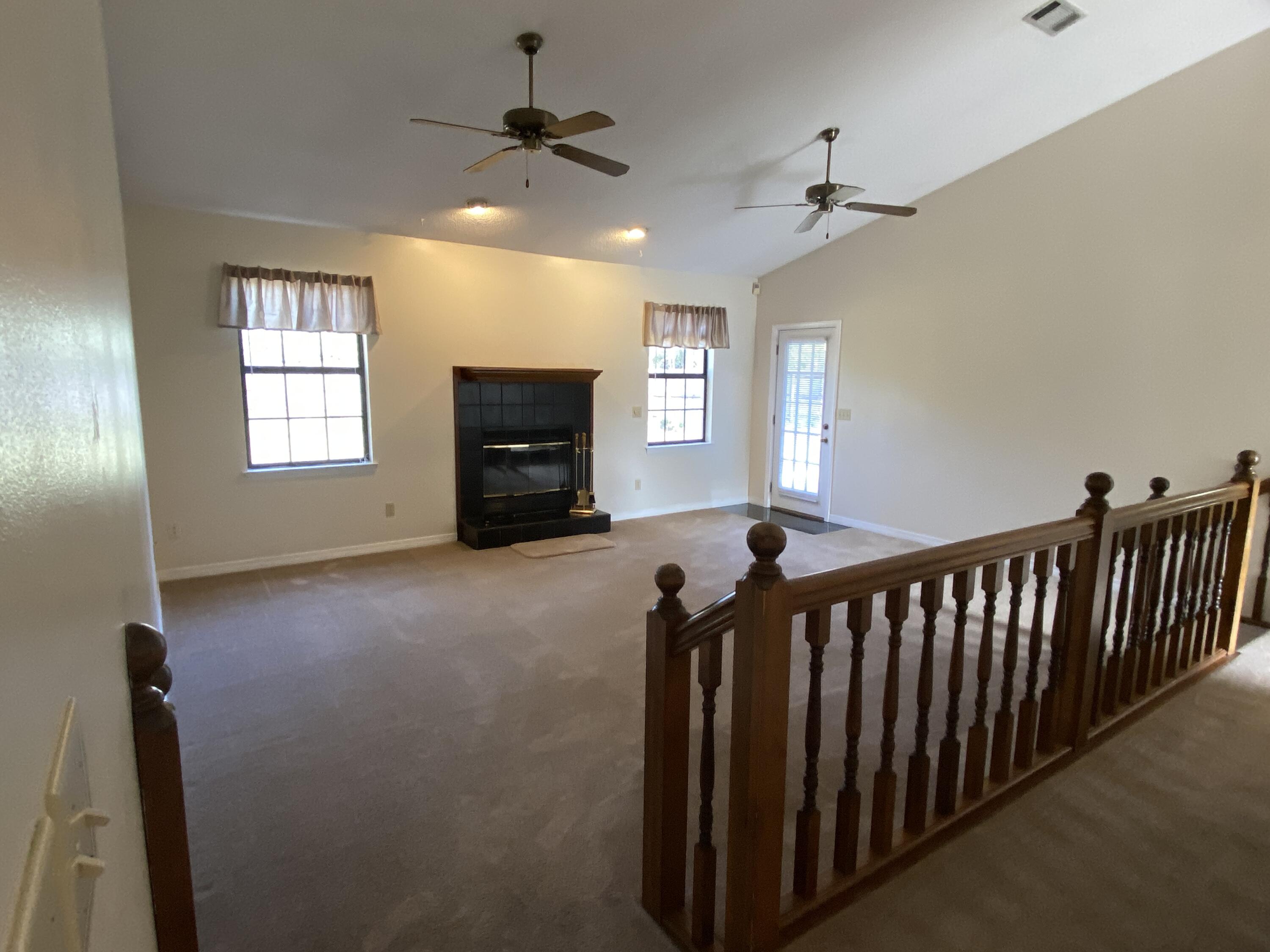 MEADOW WOODS - Residential