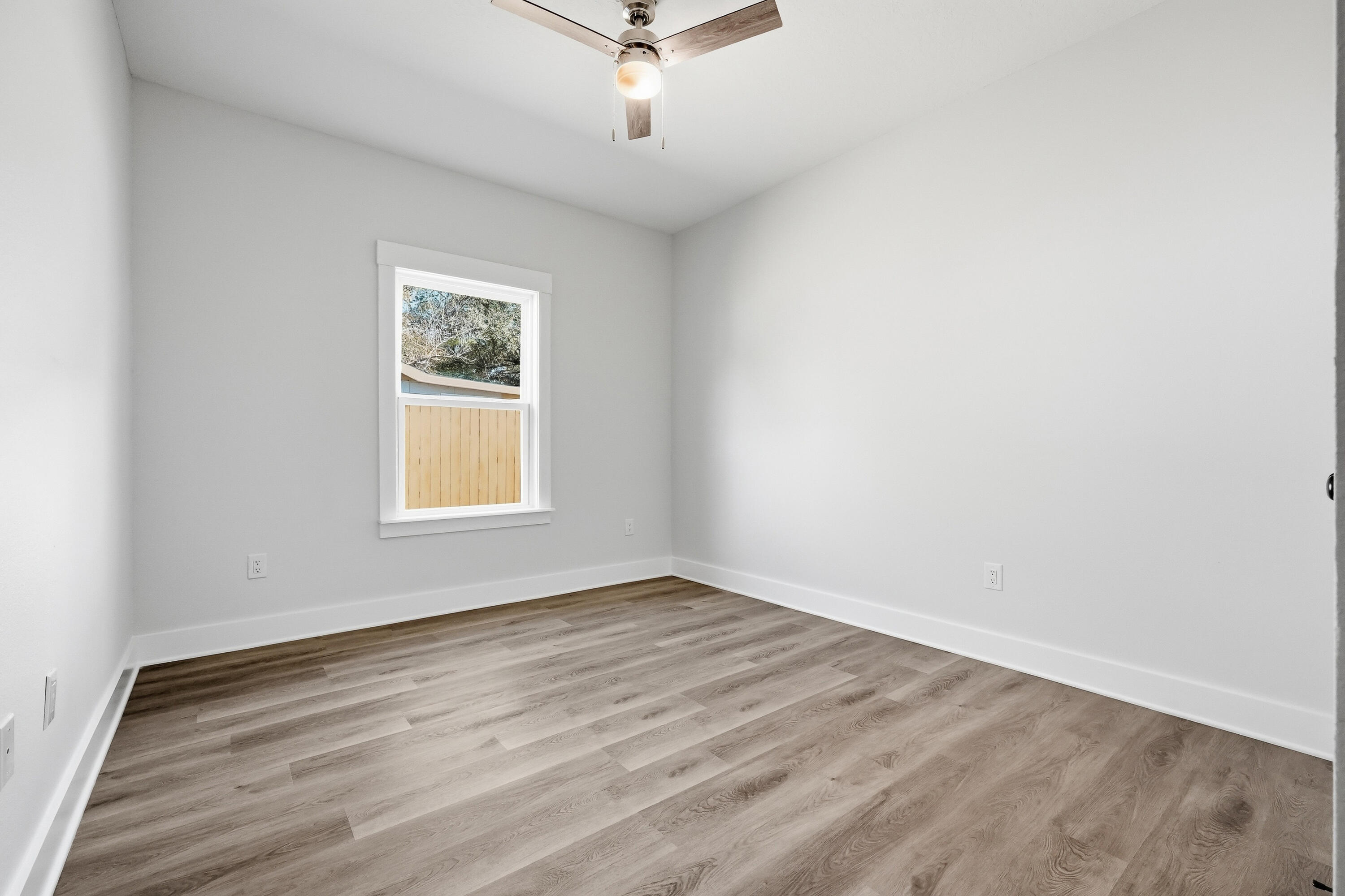 SPRINGDALE UNIT #1 LOT 3 BLK 4 - Residential