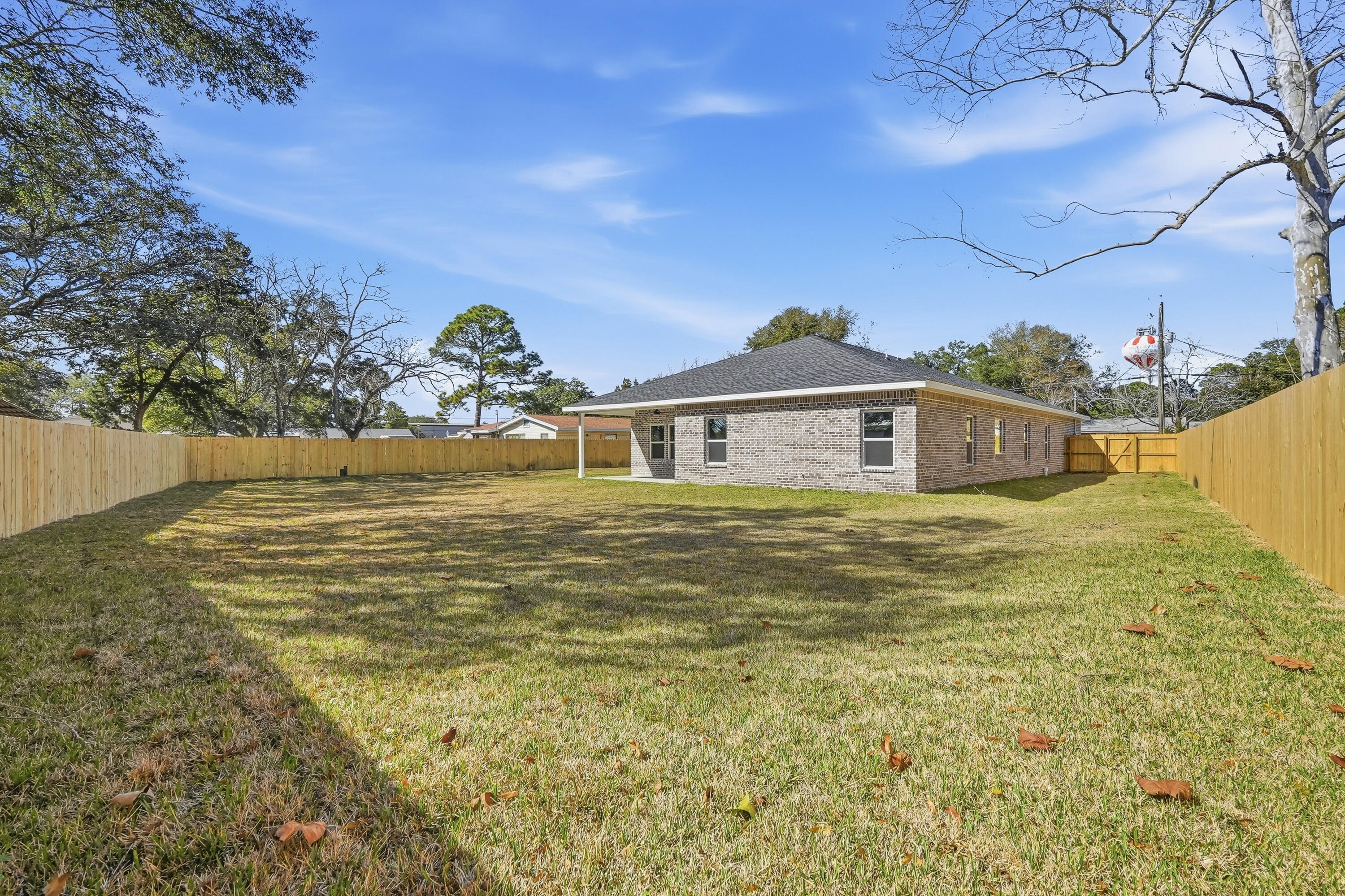 SPRINGDALE UNIT #1 LOT 3 BLK 4 - Residential