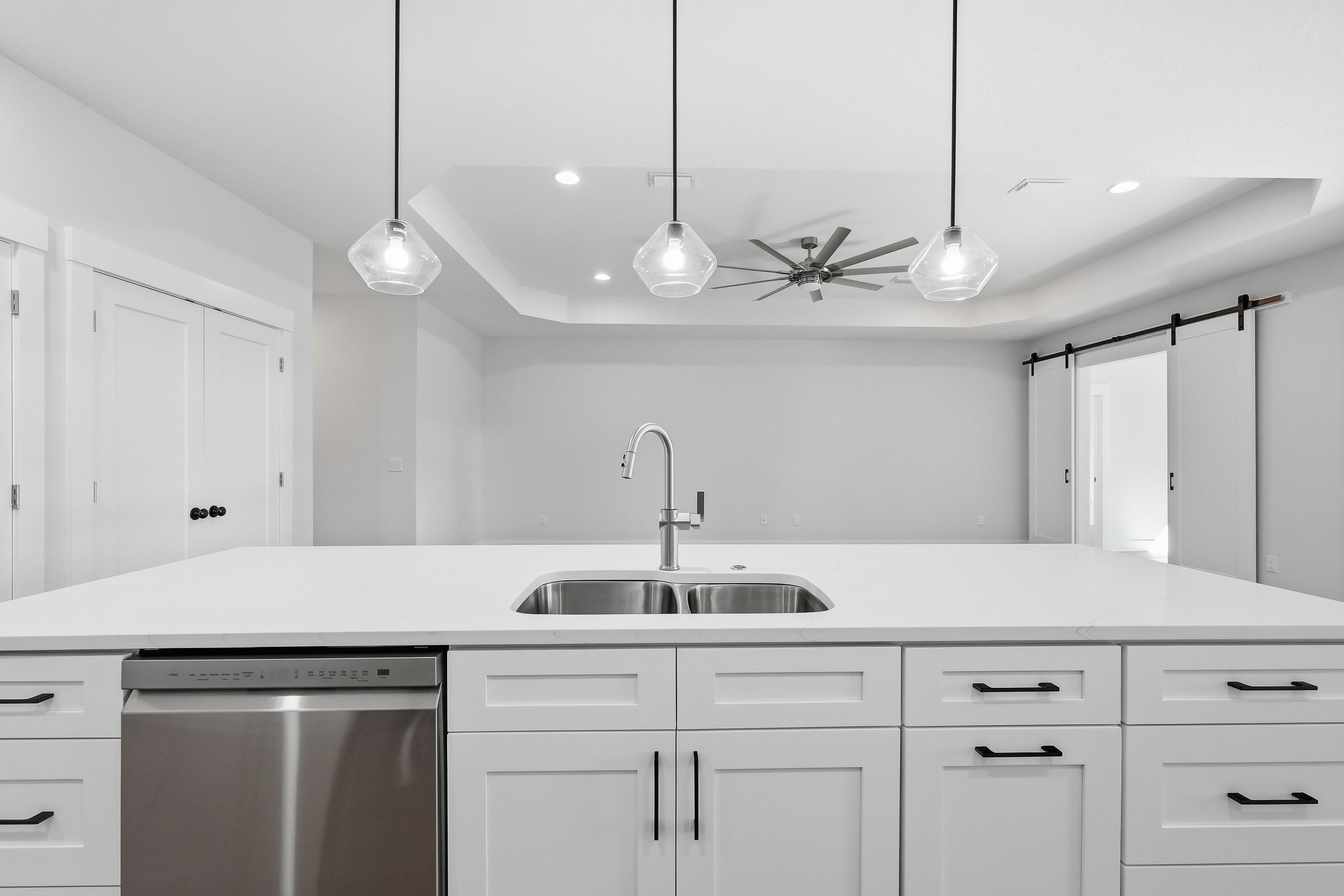 SPRINGDALE UNIT #1 LOT 3 BLK 4 - Residential